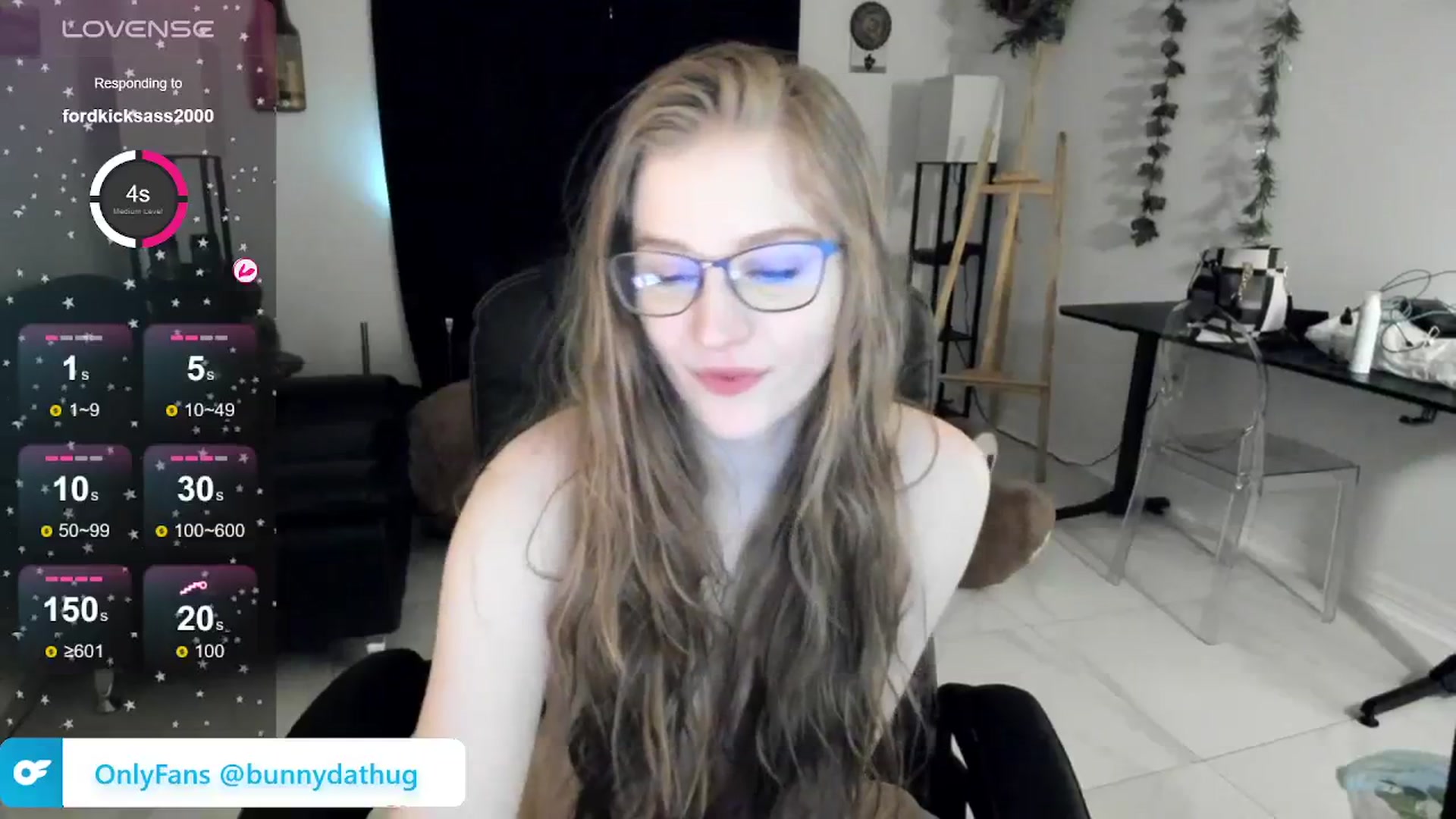 Gallery image thumbnail from Bunnydathug's myfreecams stream on, 03/01/2024, 18:44 image 7 of 20
