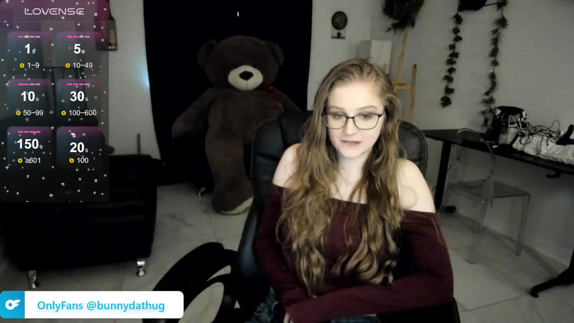 Gallery image thumbnail from Bunnydathug's myfreecams stream on, 03/02/2024, 14:20 image 6 of 20