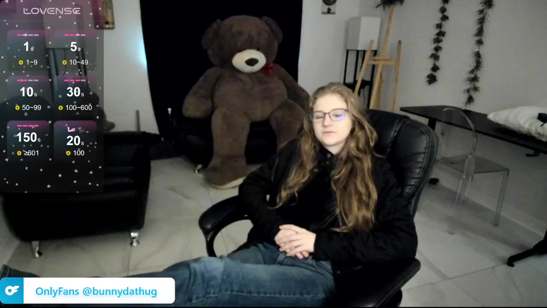 Gallery image thumbnail from Bunnydathug's myfreecams stream on, 03/07/2024, 16:13 image 7 of 20