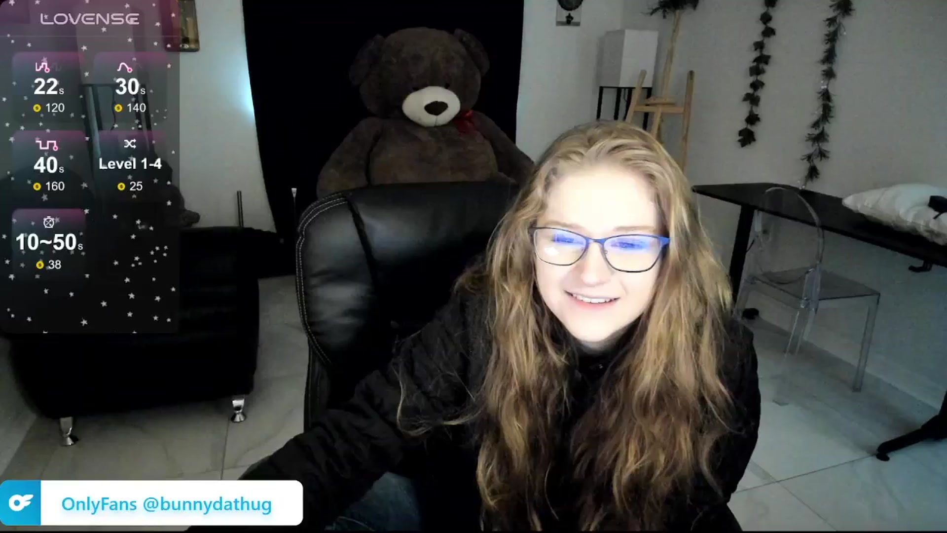 Gallery image thumbnail from Bunnydathug's myfreecams stream on, 03/07/2024, 16:13 image 2 of 20