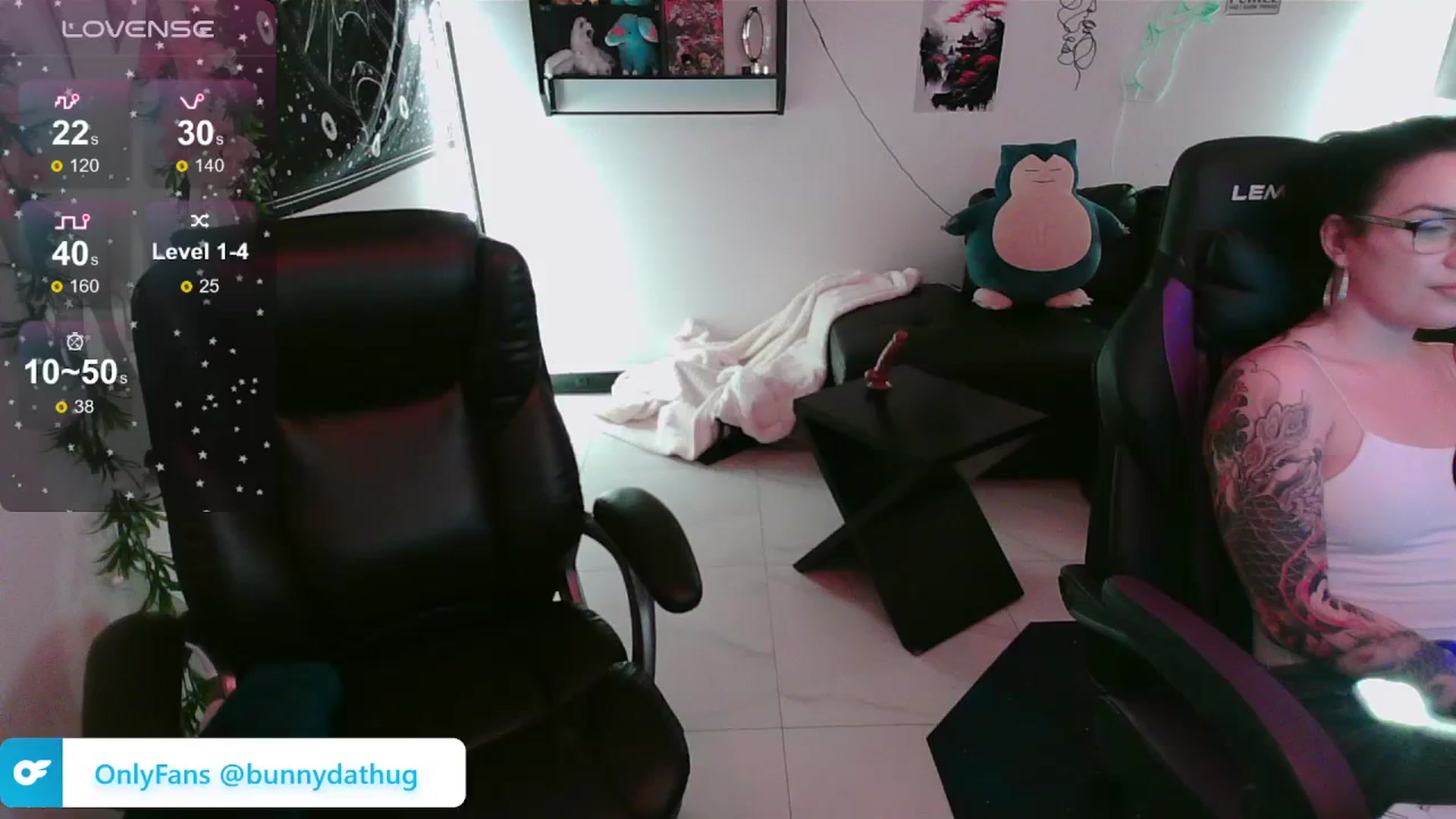 Gallery image thumbnail from Bunnydathug's myfreecams stream on, 03/08/2024, 19:00 image 16 of 20