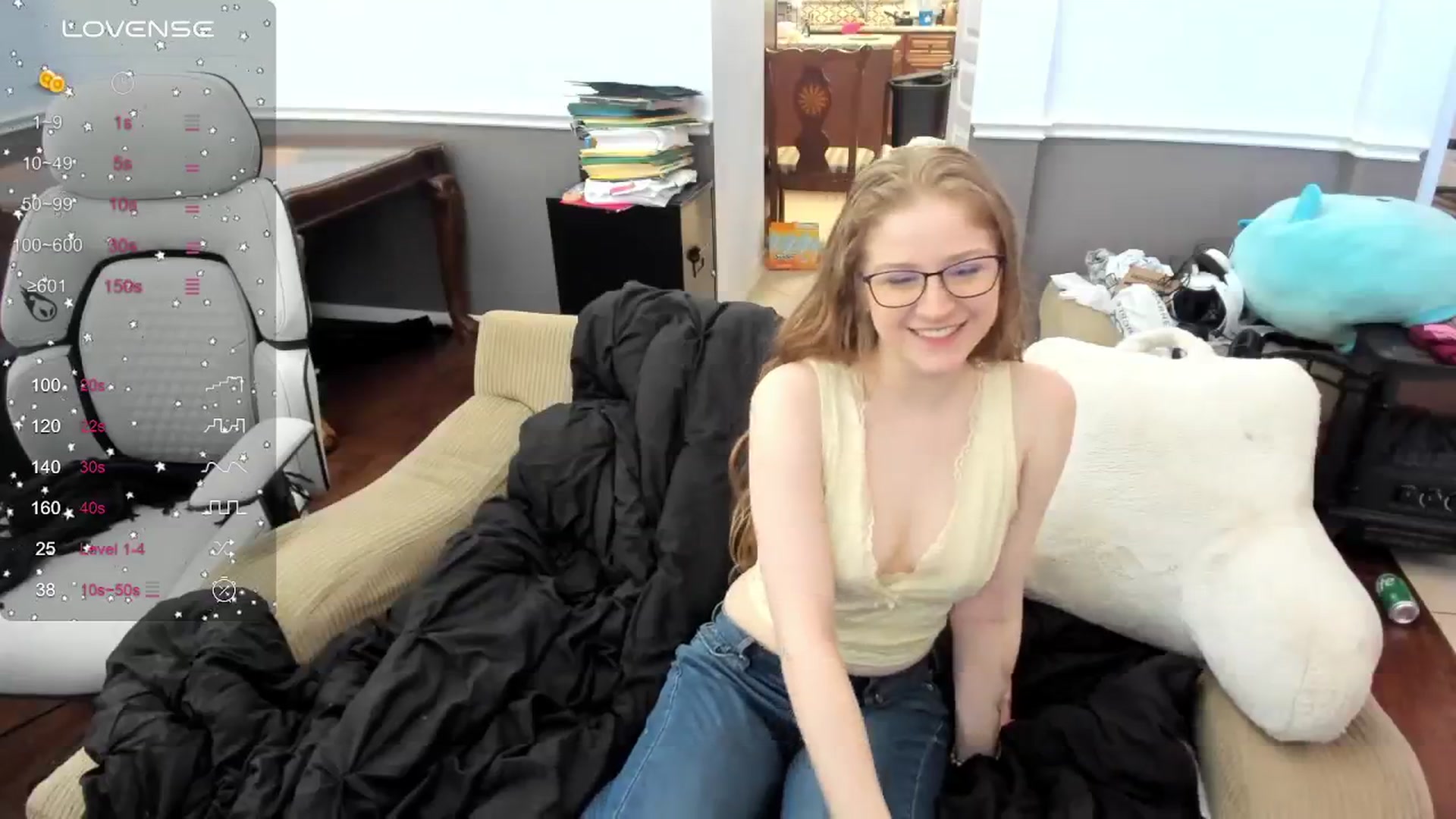 Gallery image thumbnail from Bunnydathug's myfreecams stream on, 03/10/2024, 17:30 image 17 of 20