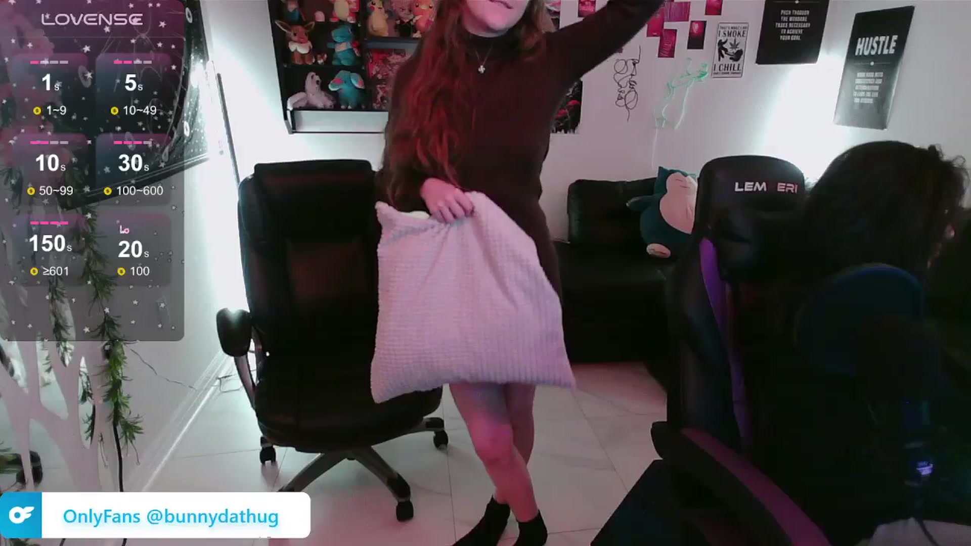 Gallery image thumbnail from Bunnydathug's myfreecams stream on, 03/11/2024, 16:40 image 10 of 20