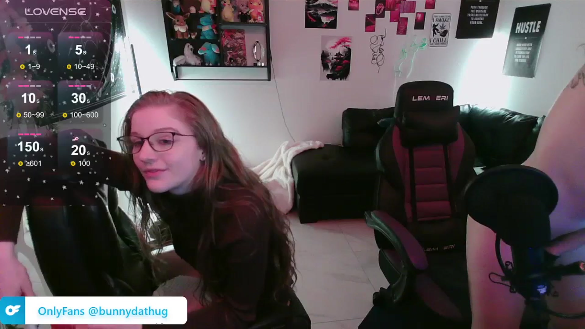 Gallery image thumbnail from Bunnydathug's myfreecams stream on, 03/11/2024, 17:17 image 18 of 20