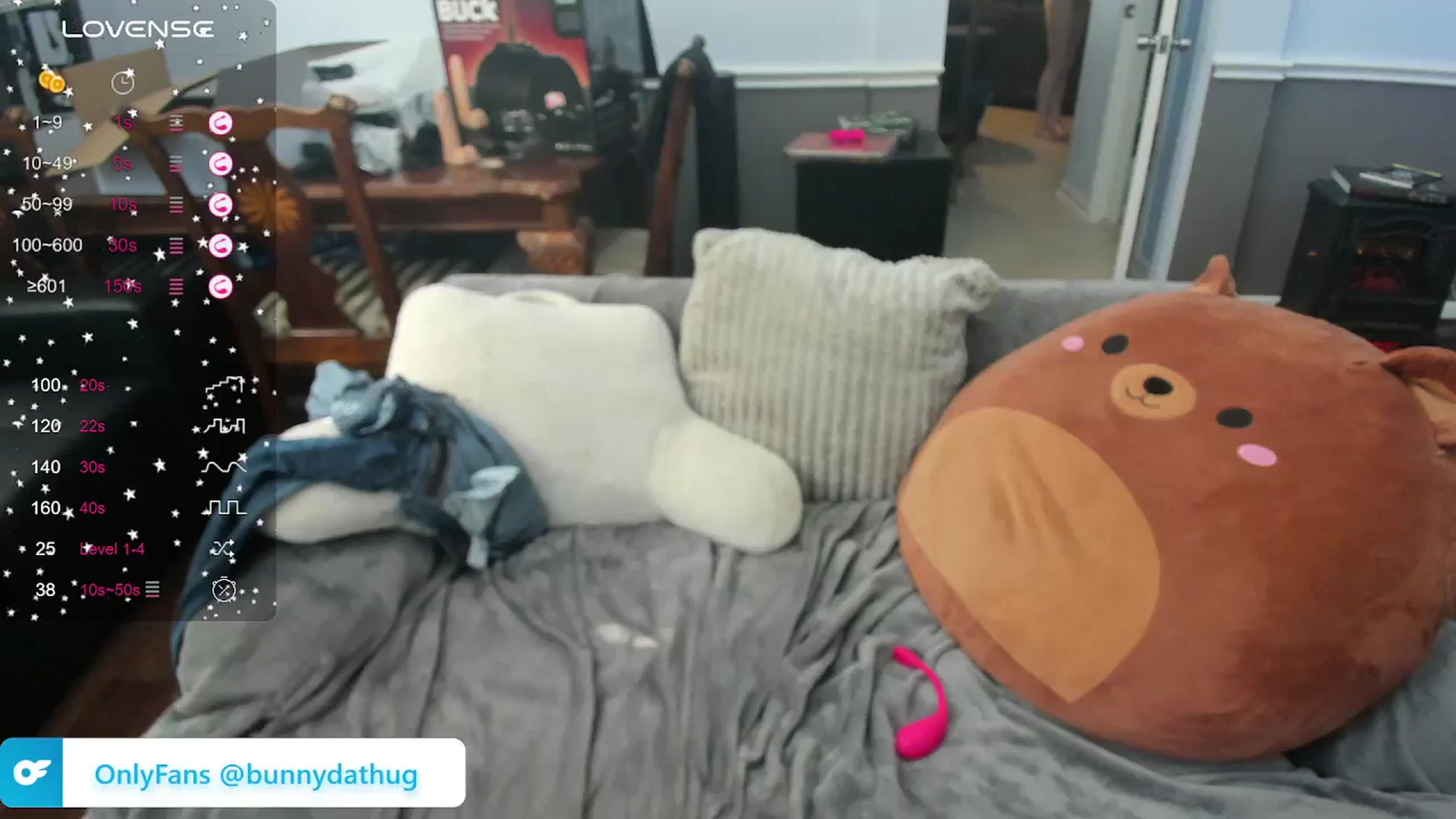 Gallery image thumbnail from Bunnydathug's myfreecams stream on, 03/23/2024, 15:29 image 5 of 20
