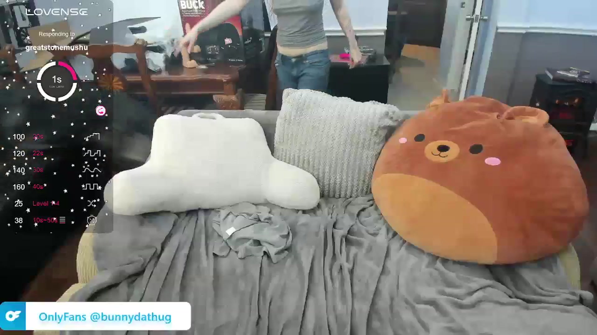 Gallery image thumbnail from Bunnydathug's myfreecams stream on, 03/23/2024, 17:09 image 19 of 20
