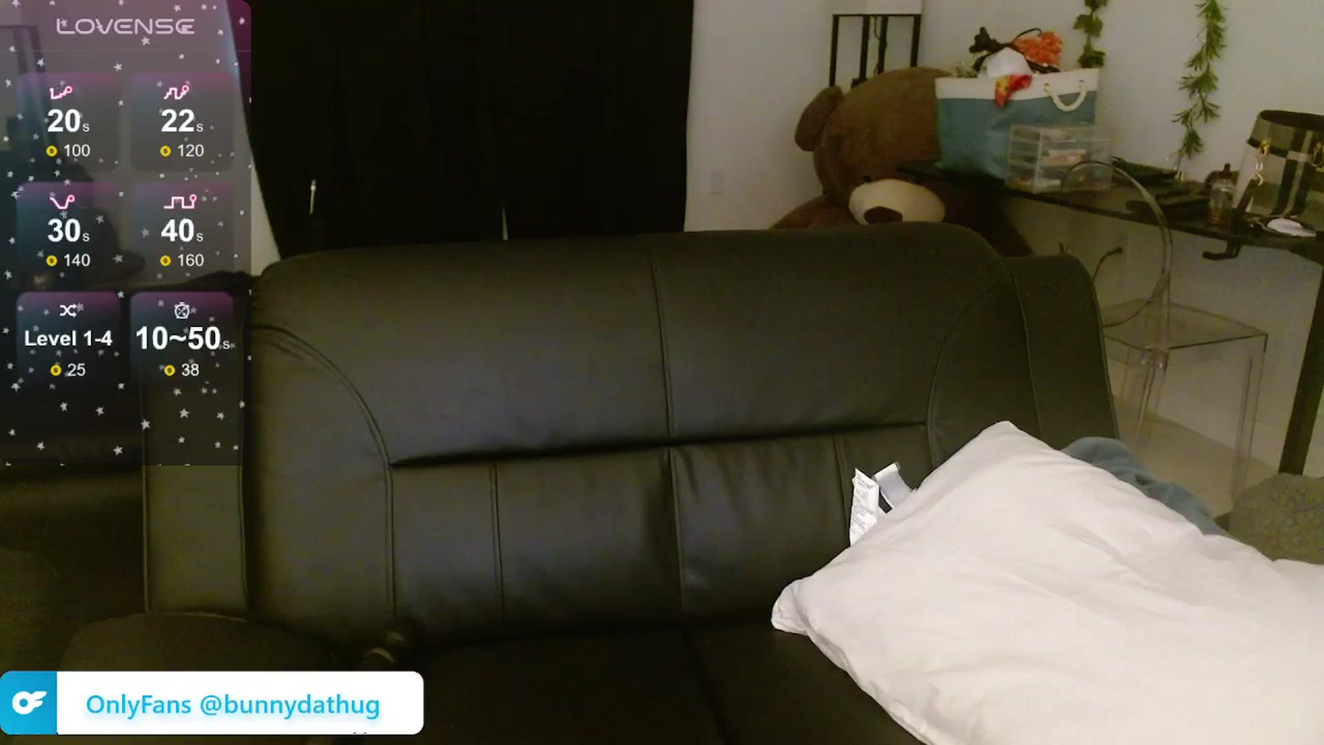 Gallery image thumbnail from Bunnydathug's myfreecams stream on, 03/27/2024, 18:08 image 11 of 20