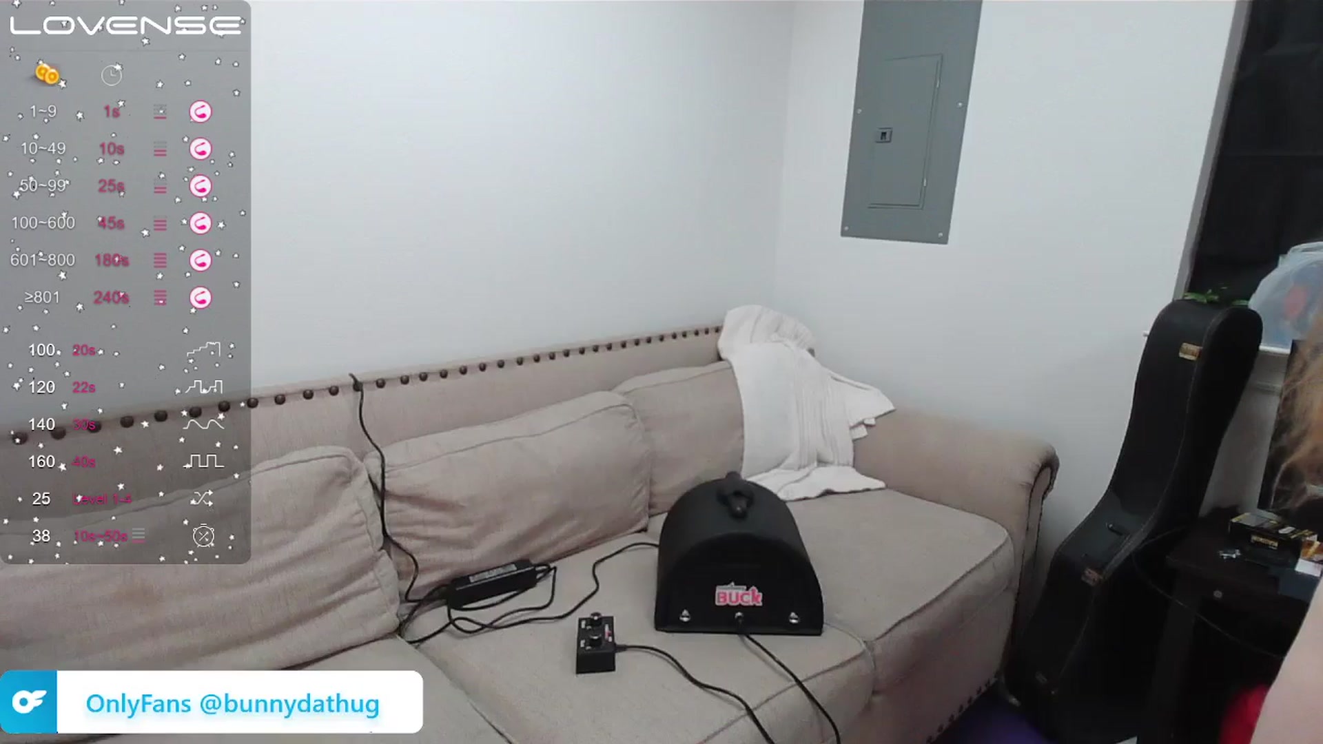 Gallery image thumbnail from Bunnydathug's myfreecams stream on, 05/05/2024, 14:46 image 4 of 20