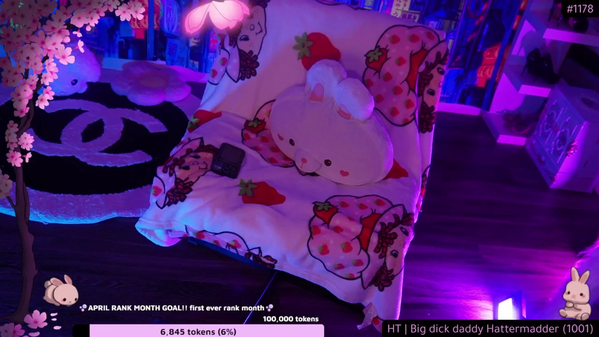Gallery image thumbnail from Bunnyelena's myfreecams stream on, 04/12/2025, 08:19 image 14 of 20