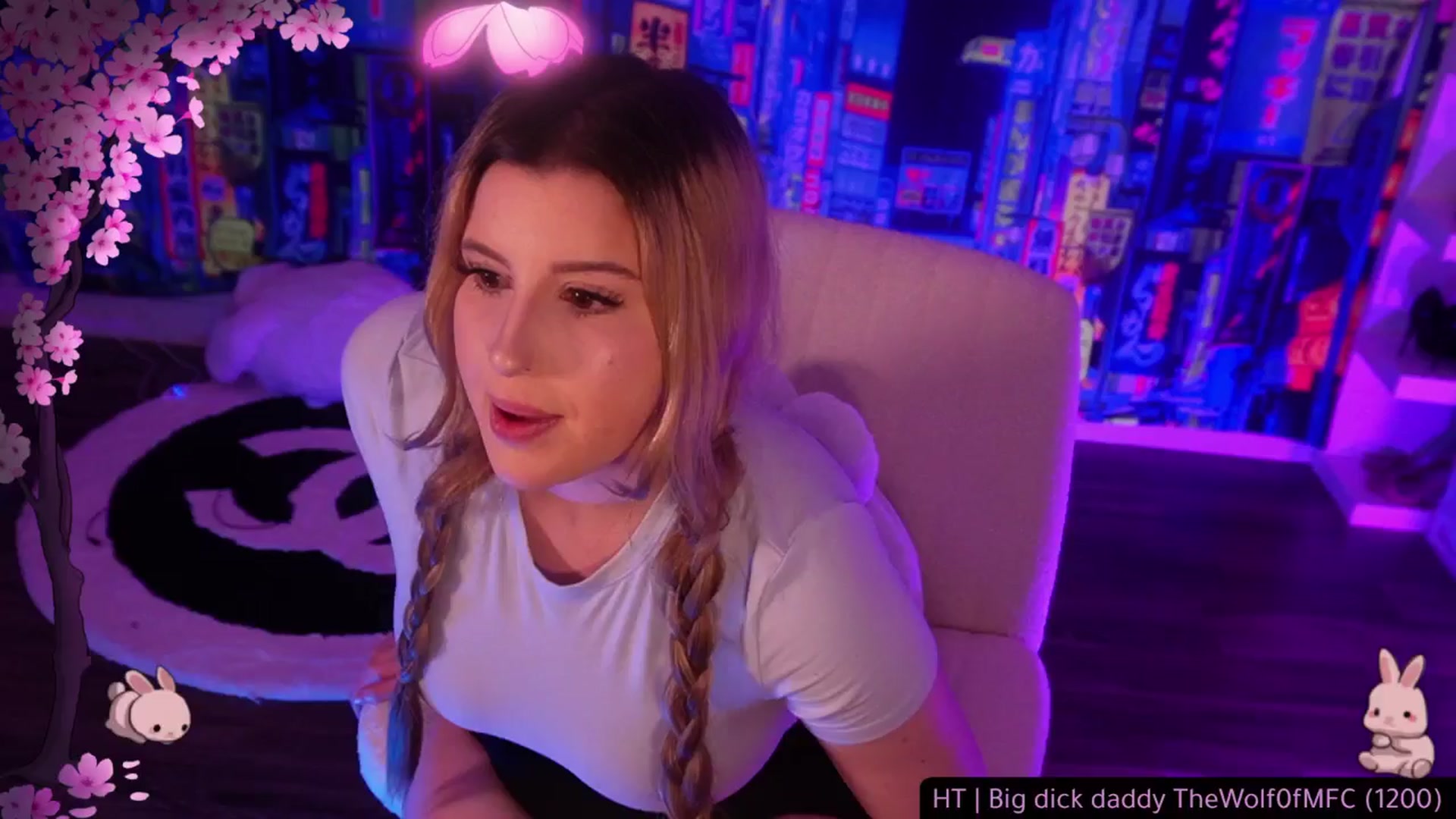 Gallery image thumbnail from Bunnyelena's myfreecams stream on, 04/29/2025, 09:41 image 14 of 20