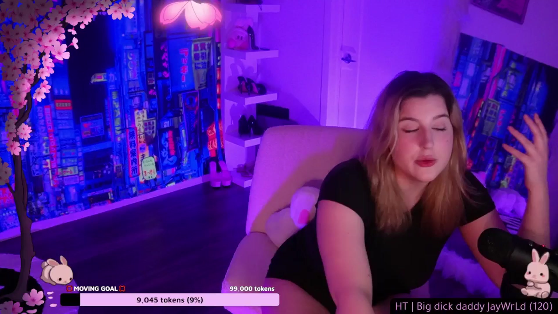 Gallery image thumbnail from Bunnyelena's myfreecams stream on, 05/19/2025, 07:15 image 18 of 20