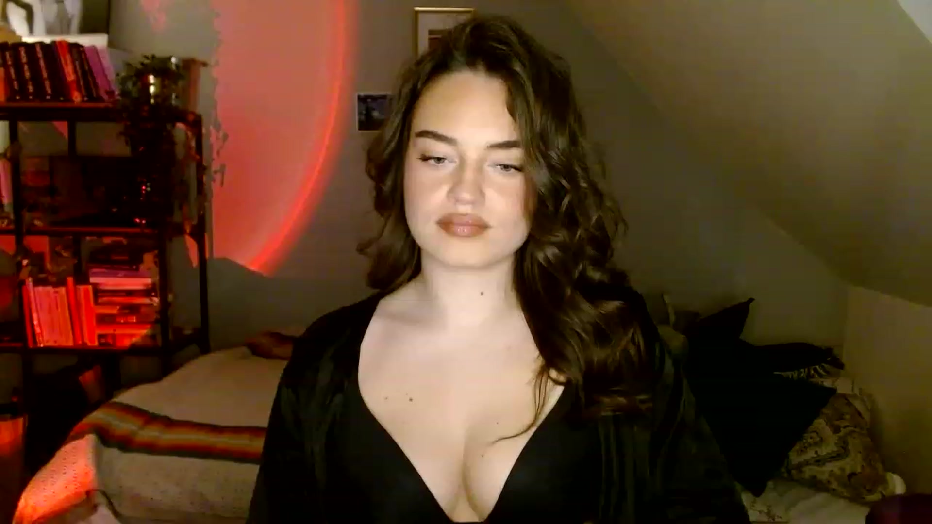 Gallery image thumbnail from Burlsquelena's myfreecams stream on, 04/03/2023, 22:42 image 5 of 20