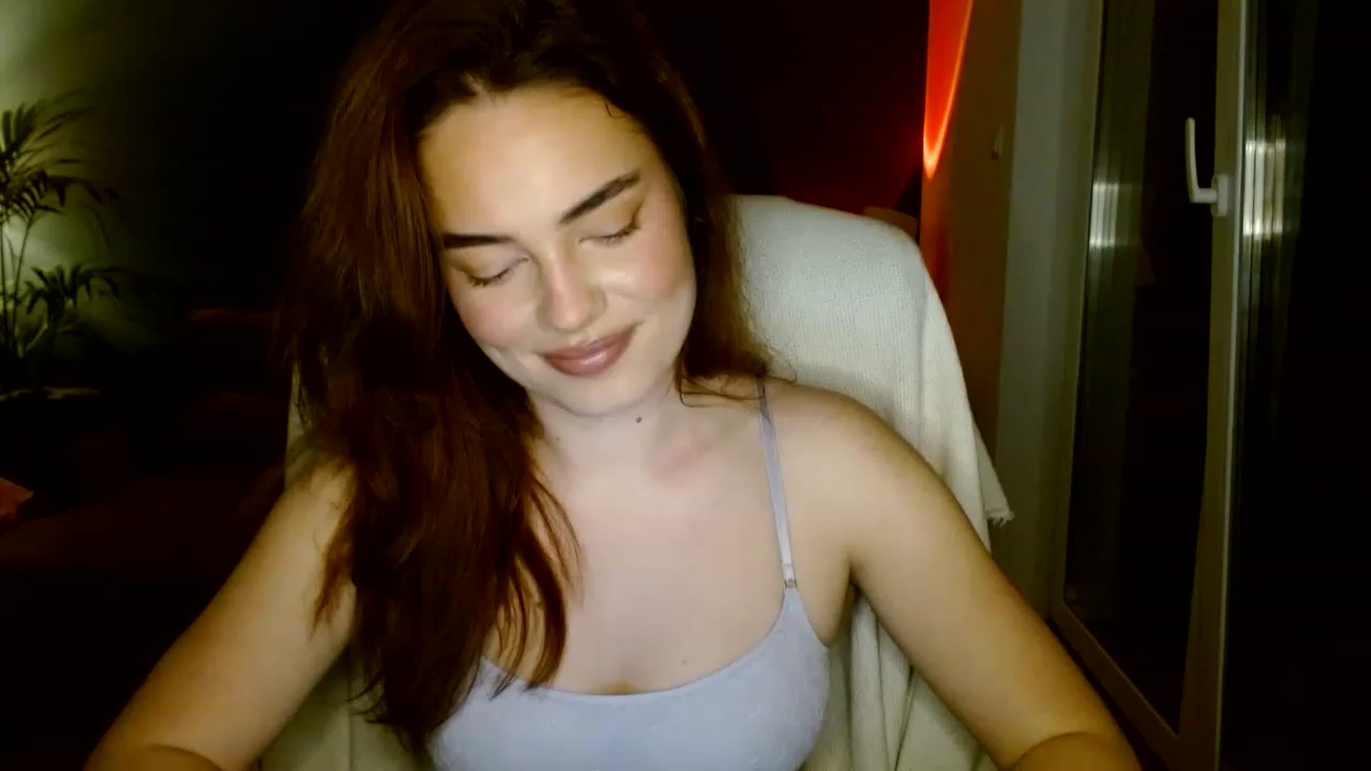 Gallery image thumbnail from Burlsquelena's myfreecams stream on, 05/31/2023, 22:34 image 12 of 20
