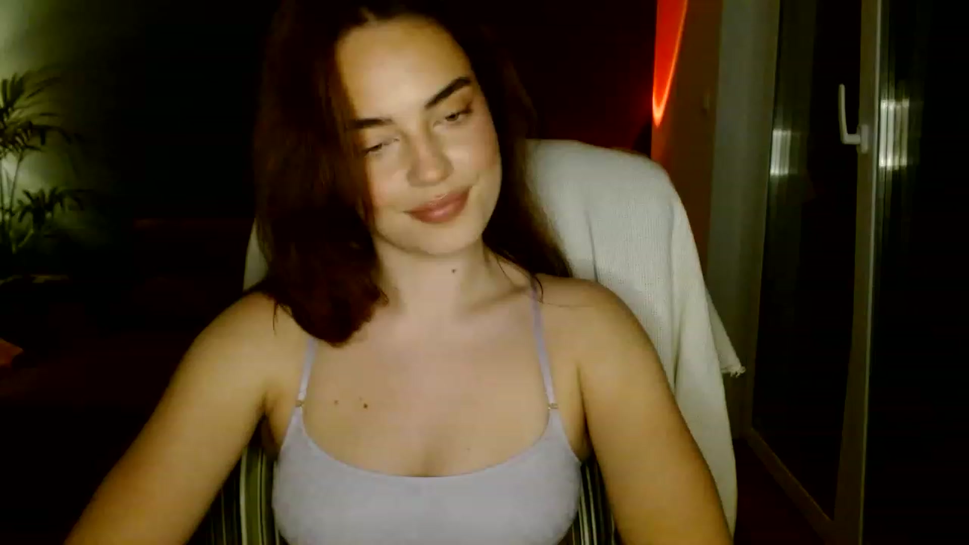 Gallery image thumbnail from Burlsquelena's myfreecams stream on, 06/01/2023, 24:03 image 7 of 20
