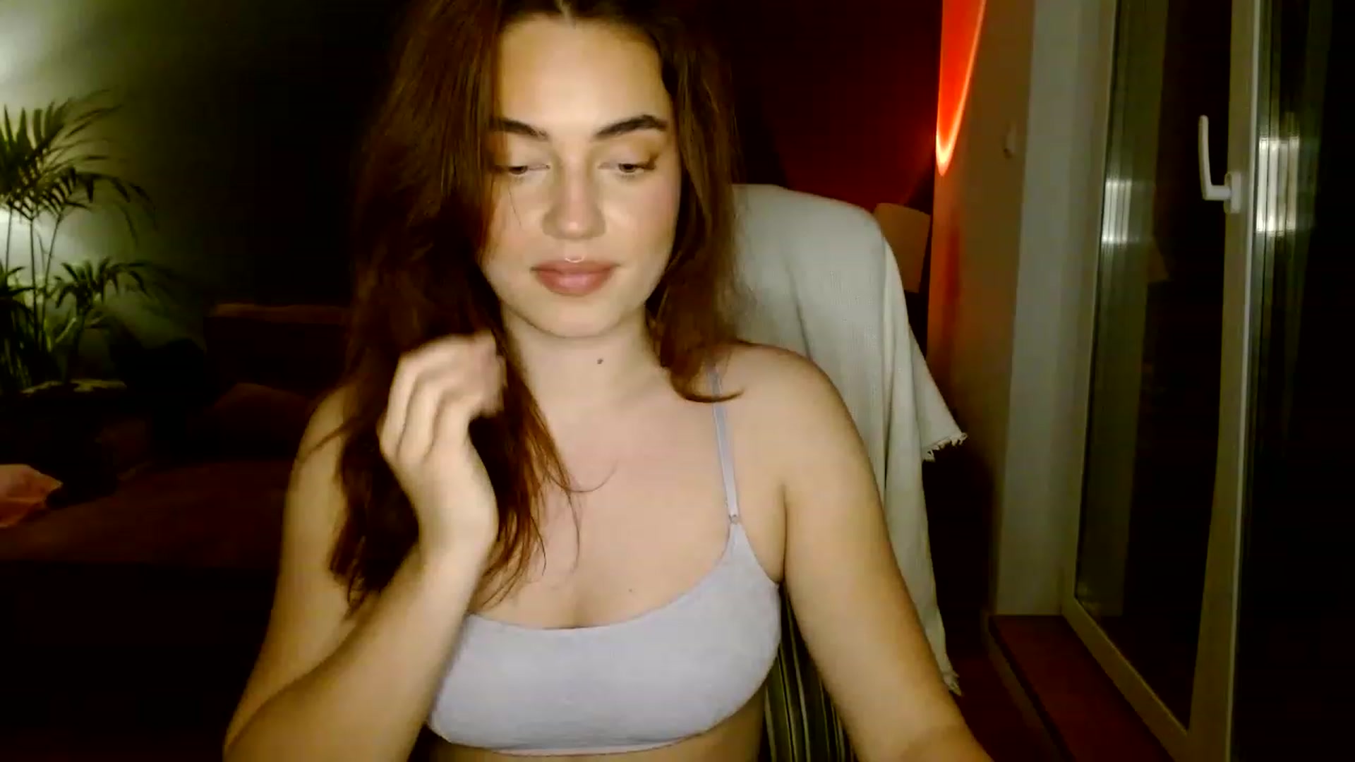 Gallery image thumbnail from Burlsquelena's myfreecams stream on, 06/01/2023, 24:03 image 16 of 20