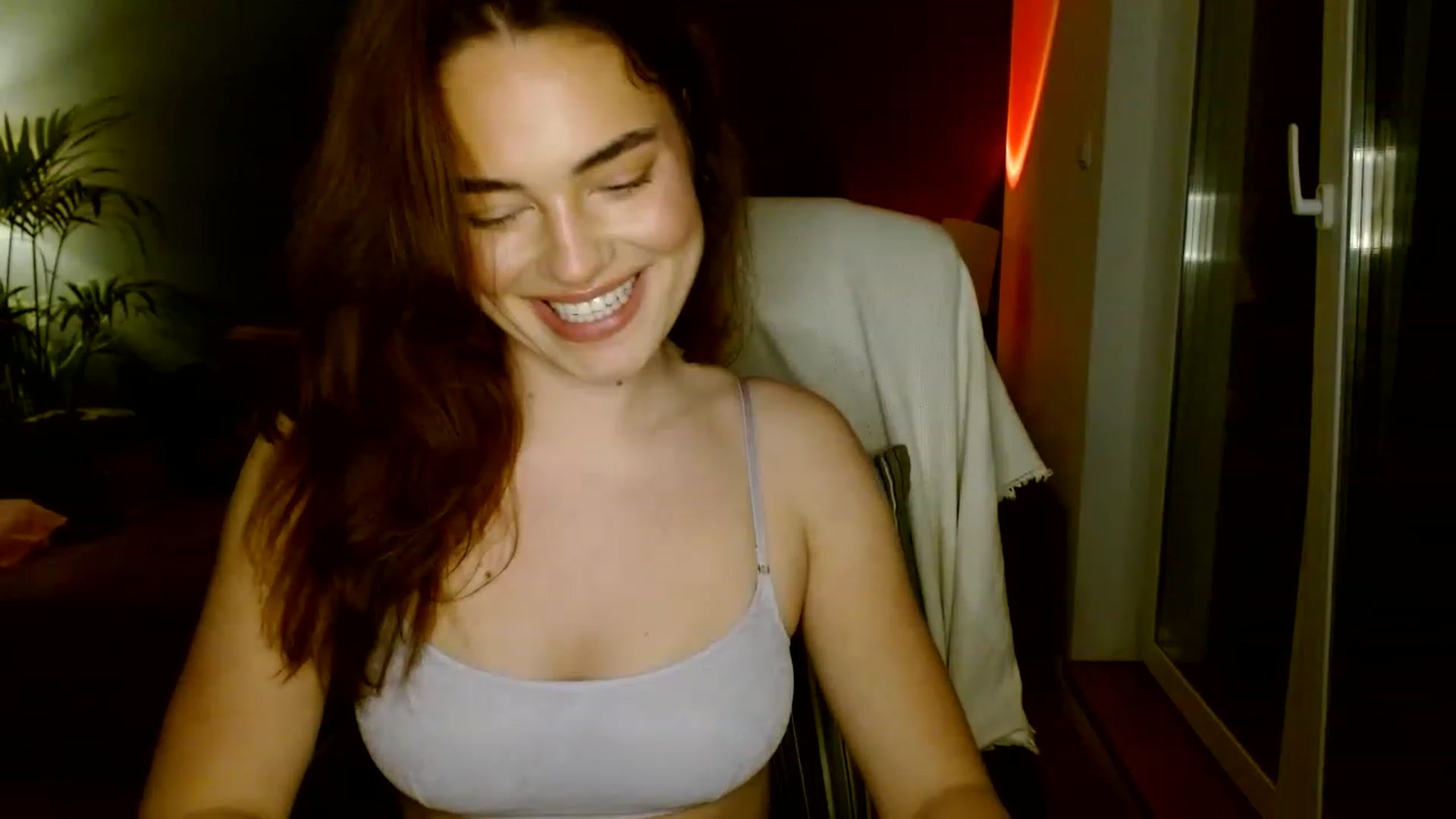Gallery image thumbnail from Burlsquelena's myfreecams stream on, 06/01/2023, 24:03 image 15 of 20