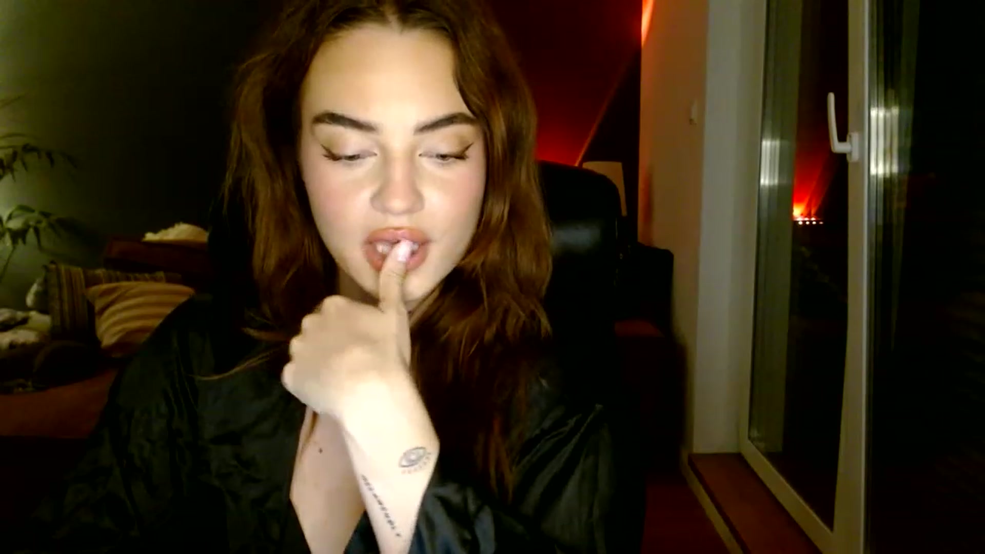 Gallery image thumbnail from Burlsquelena's myfreecams stream on, 06/11/2023, 23:03 image 8 of 20