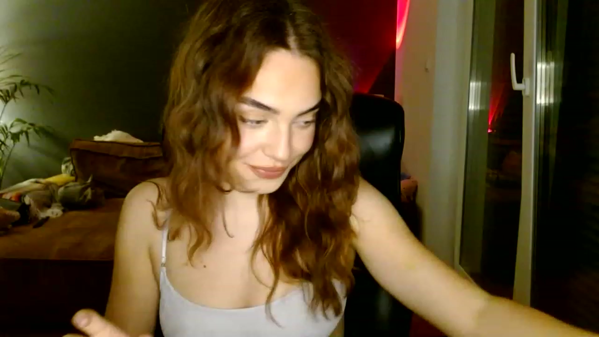 Gallery image thumbnail from Burlsquelena's myfreecams stream on, 06/13/2023, 22:27 image 15 of 20