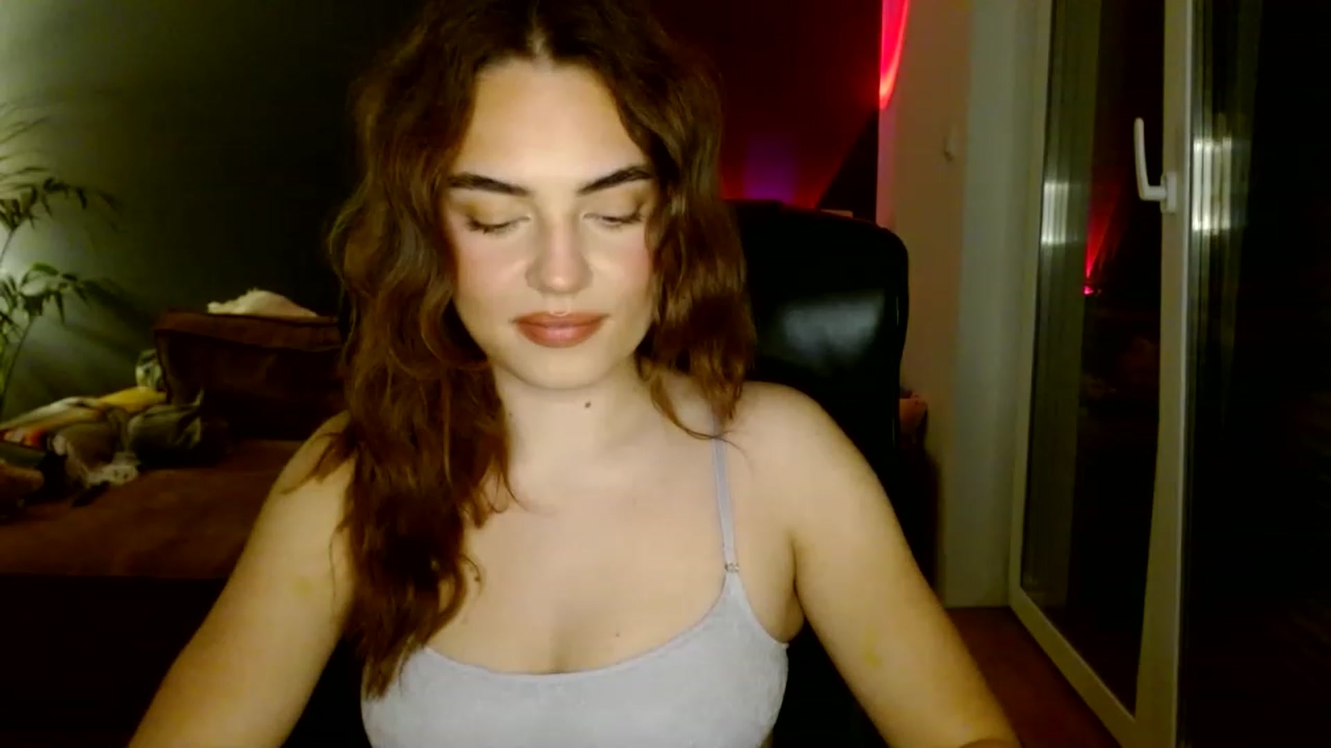 Gallery image thumbnail from Burlsquelena's myfreecams stream on, 06/13/2023, 22:27 image 11 of 20