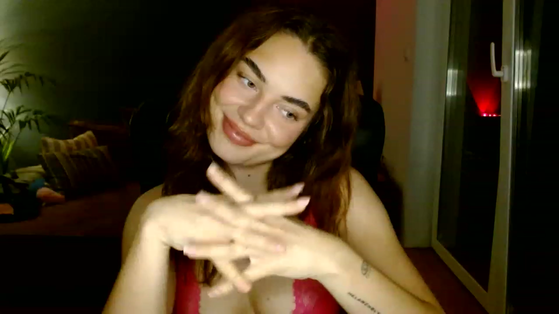 Gallery image thumbnail from Burlsquelena's myfreecams stream on, 06/19/2023, 22:31 image 14 of 20