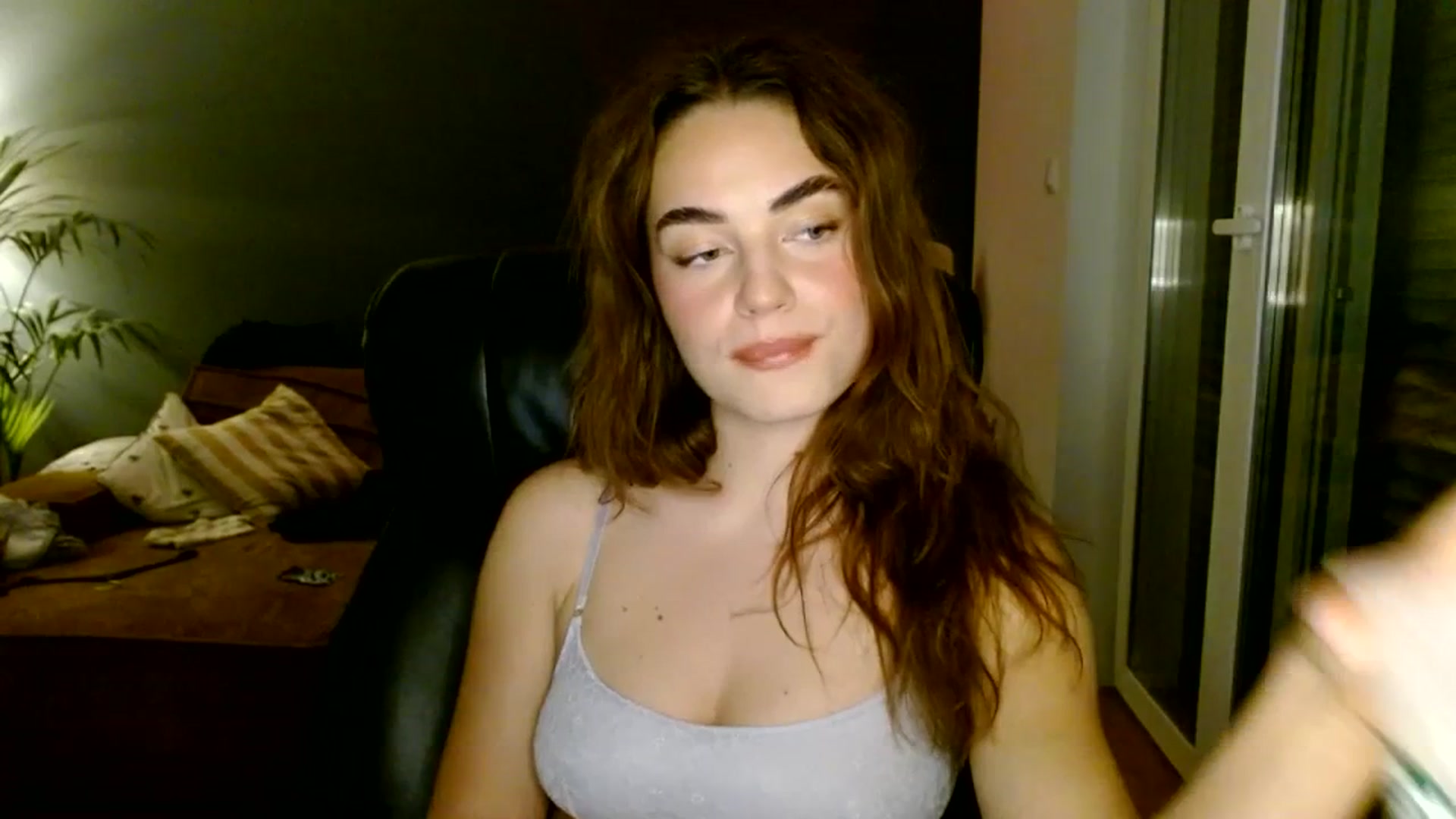 Gallery image thumbnail from Burlsquelena's myfreecams stream on, 07/09/2023, 23:24 image 9 of 20