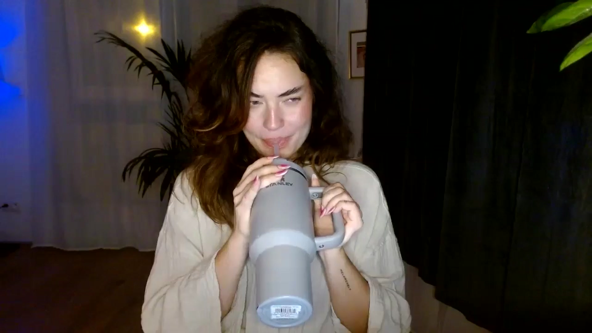 Gallery image thumbnail from Burlsquelena's myfreecams stream on, 08/01/2024, 01:37 image 4 of 20