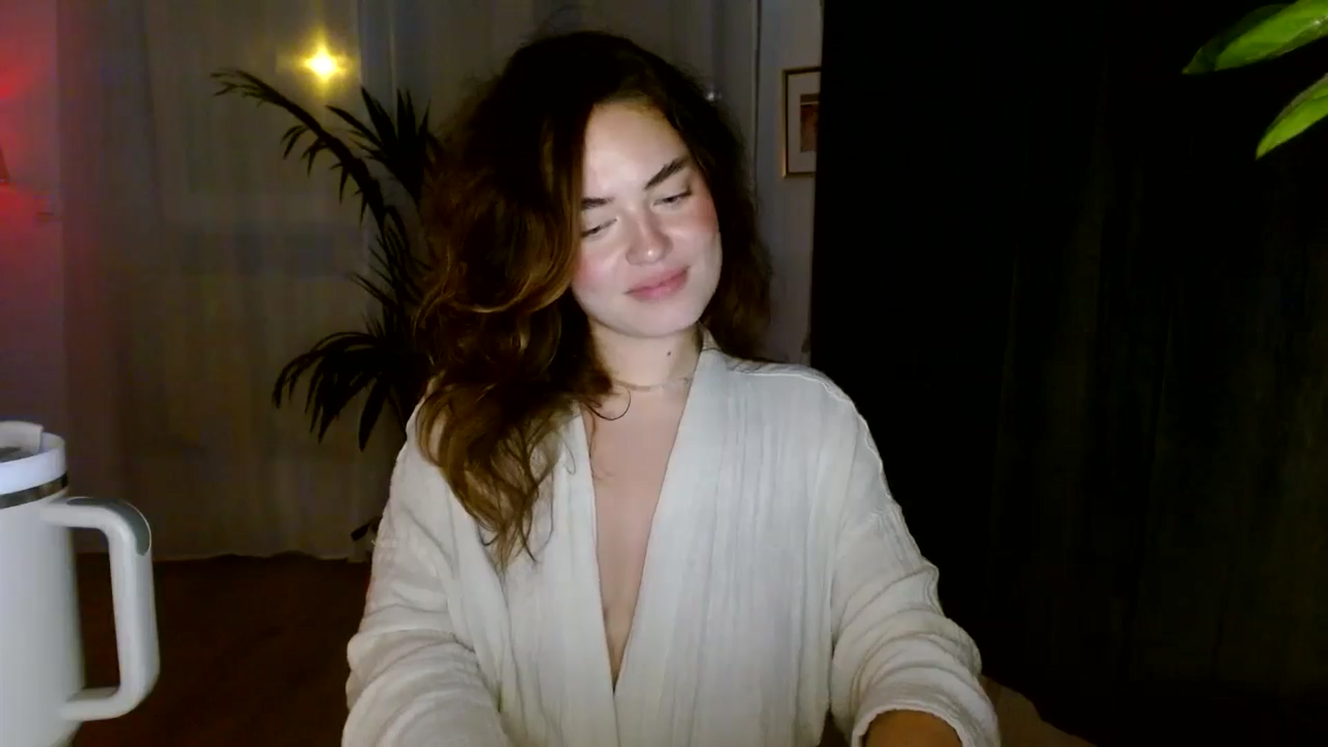 Gallery image thumbnail from Burlsquelena's myfreecams stream on, 08/01/2024, 01:37 image 13 of 20