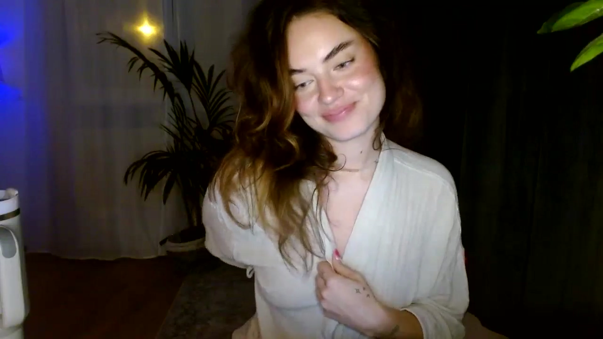 Gallery image thumbnail from Burlsquelena's myfreecams stream on, 08/01/2024, 01:37 image 17 of 20