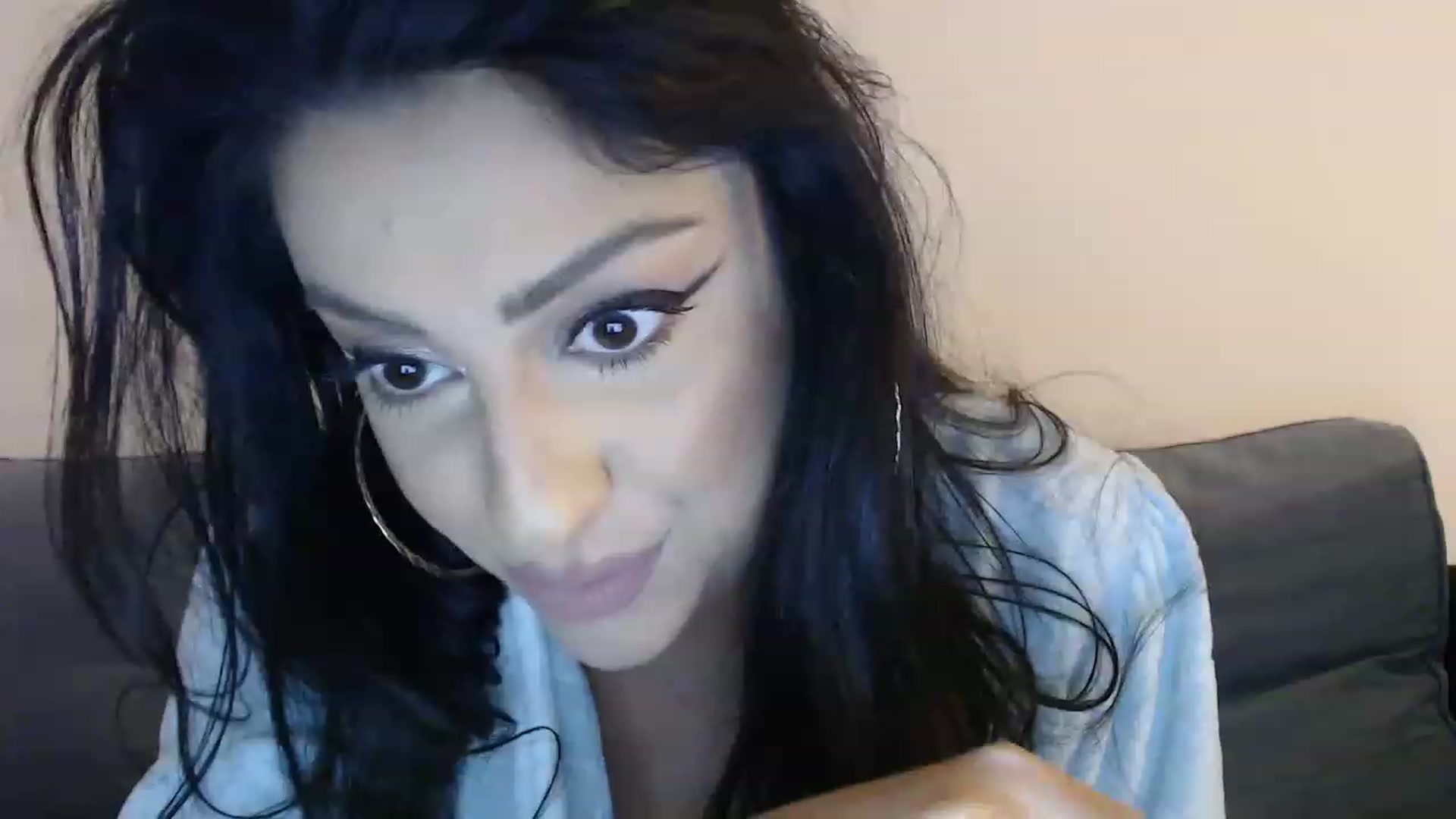 Gallery image thumbnail from BustyGeoBabyX's myfreecams stream on, 05/15/2023, 12:30 image 4 of 20