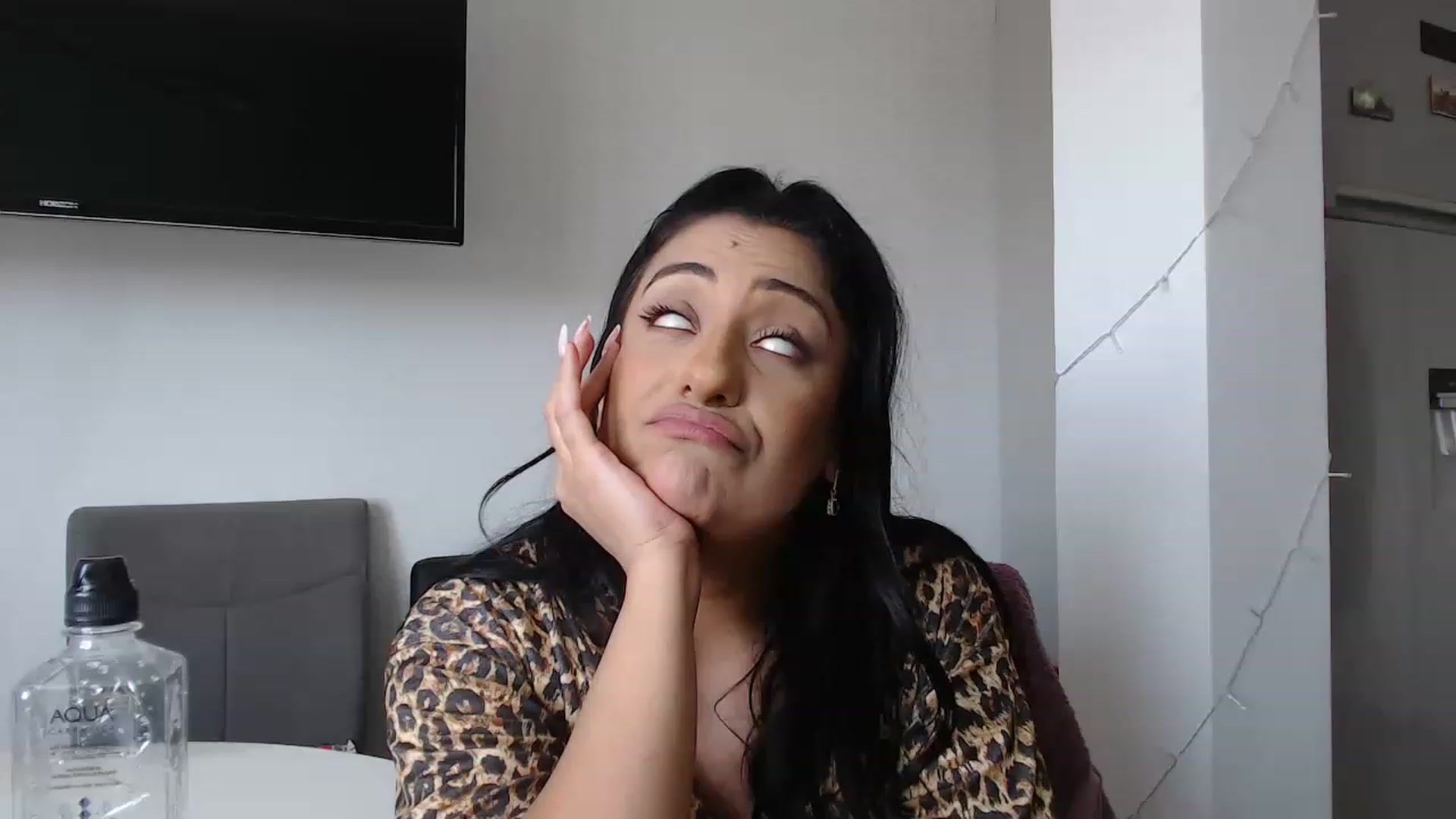 Gallery image thumbnail from BustyGeoBabyX's myfreecams stream on, 05/23/2023, 11:34 image 7 of 20