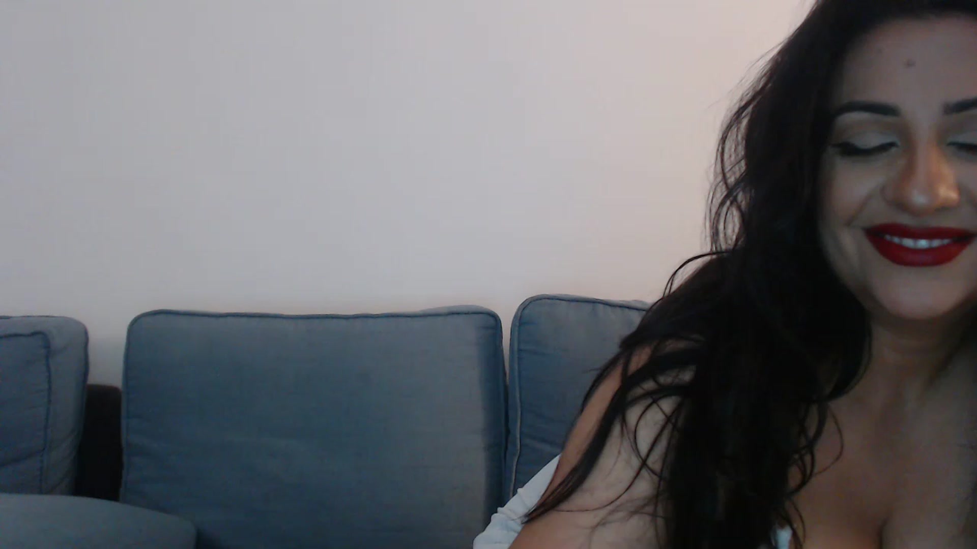 Gallery image thumbnail from BustyGeoBabyX's myfreecams stream on, 06/20/2023, 12:30 image 18 of 20