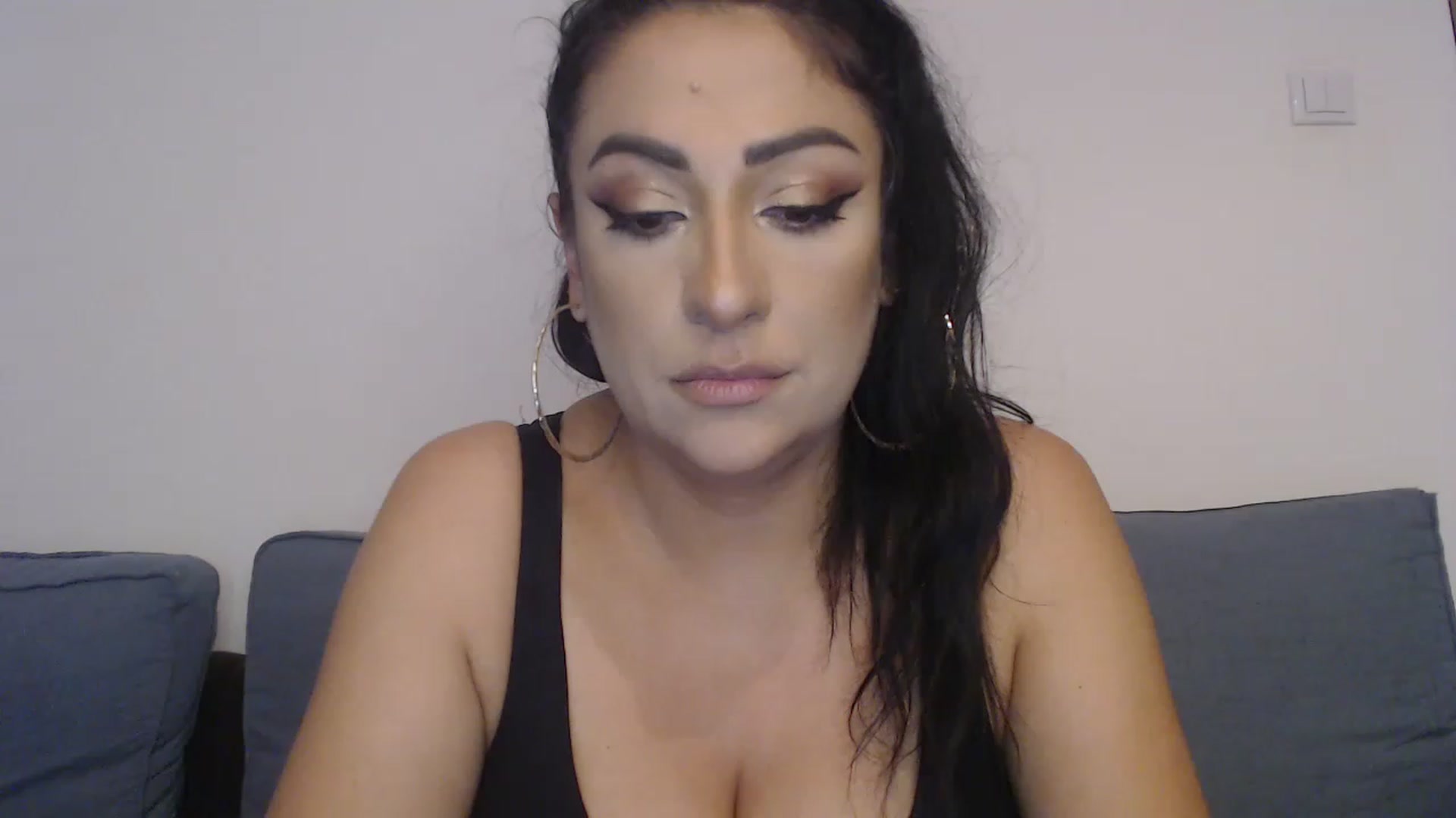 Gallery image thumbnail from BustyGeoBabyX's myfreecams stream on, 06/22/2023, 14:26 image 19 of 20