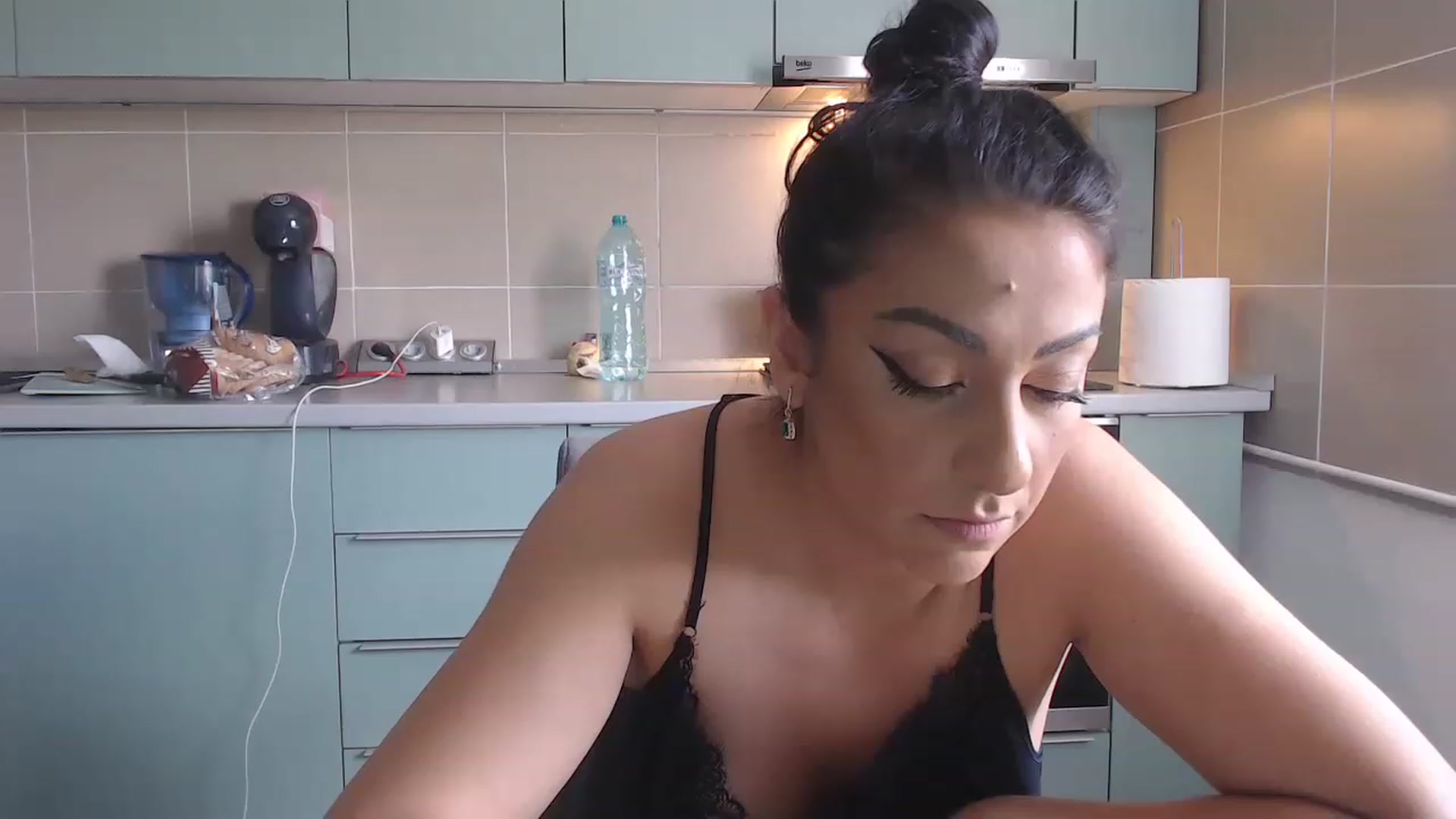 Gallery image thumbnail from BustyGeoBabyX's myfreecams stream on, 06/27/2023, 10:49 image 1 of 20