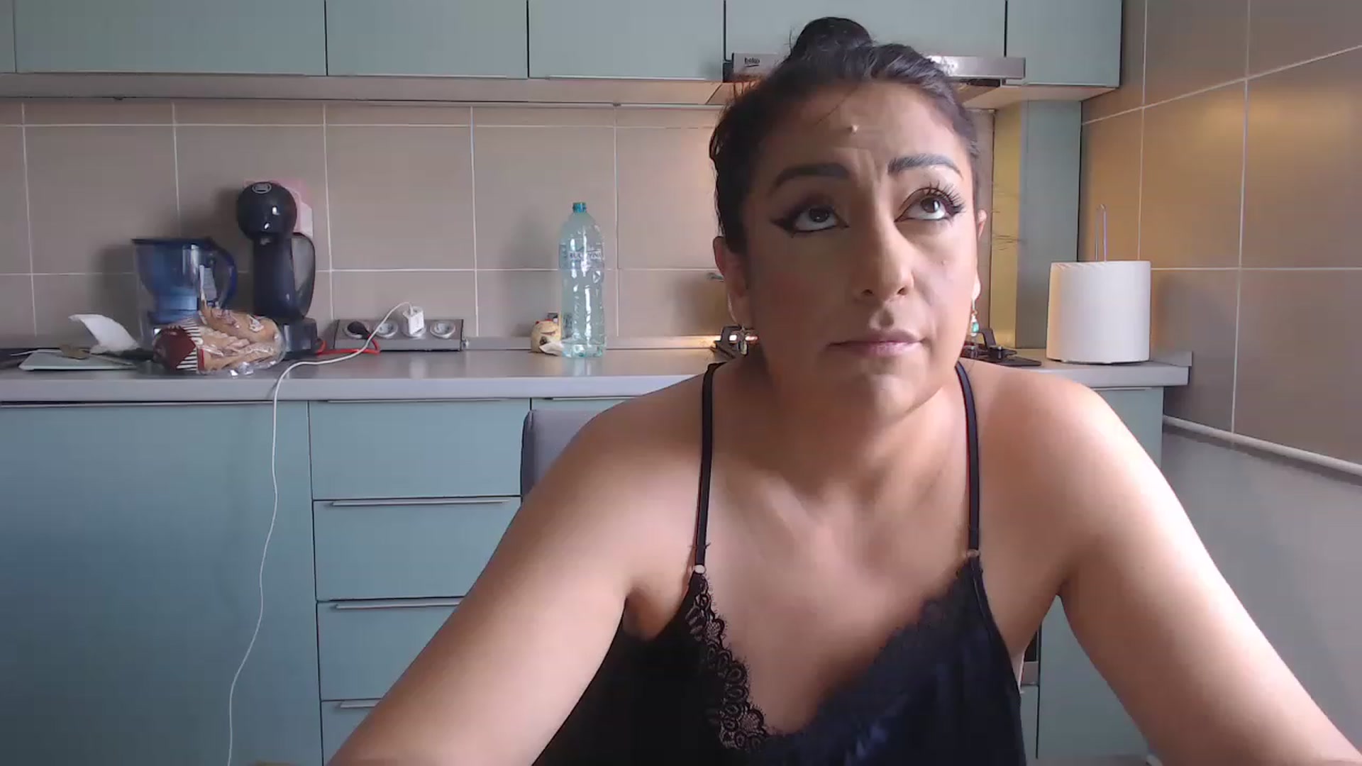 Gallery image thumbnail from BustyGeoBabyX's myfreecams stream on, 06/27/2023, 10:49 image 3 of 20