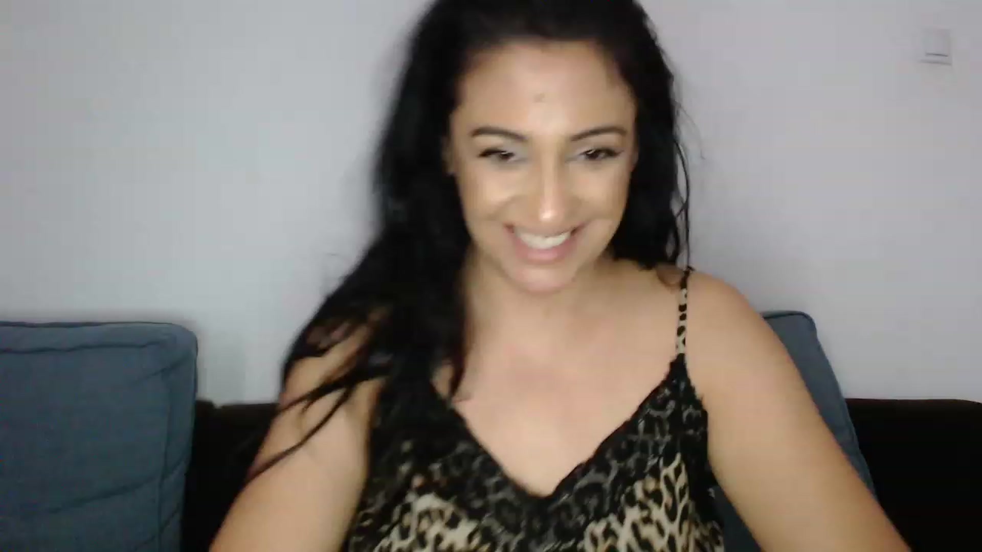 Gallery image thumbnail from BustyGeoBabyX's myfreecams stream on, 06/28/2023, 11:34 image 6 of 20