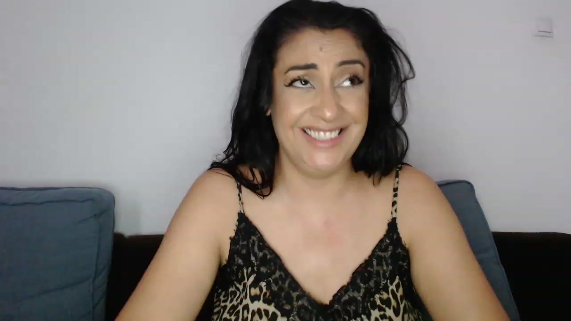 Gallery image thumbnail from BustyGeoBabyX's myfreecams stream on, 06/28/2023, 11:34 image 10 of 20