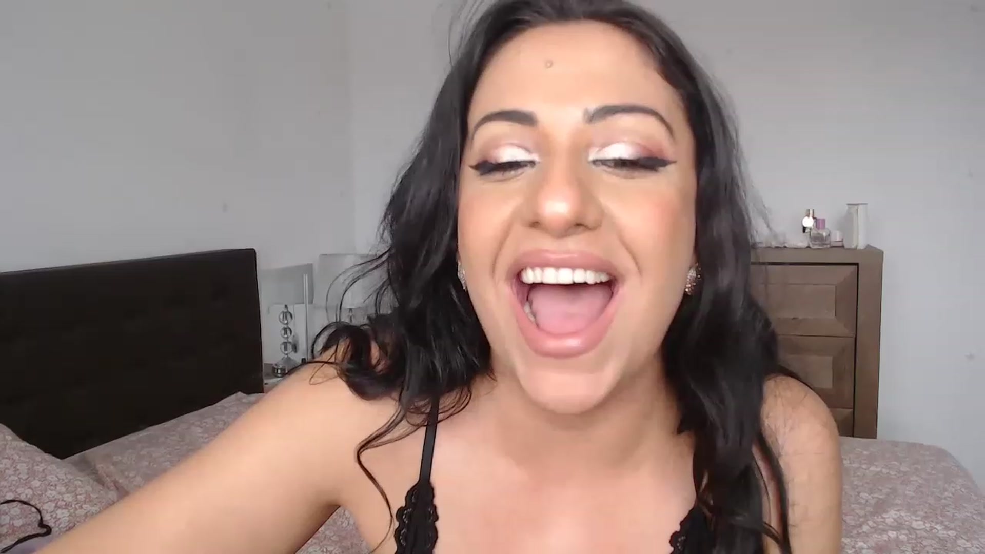 Gallery image thumbnail from BustyGeoBabyX's myfreecams stream on, 07/20/2023, 13:31 image 6 of 20