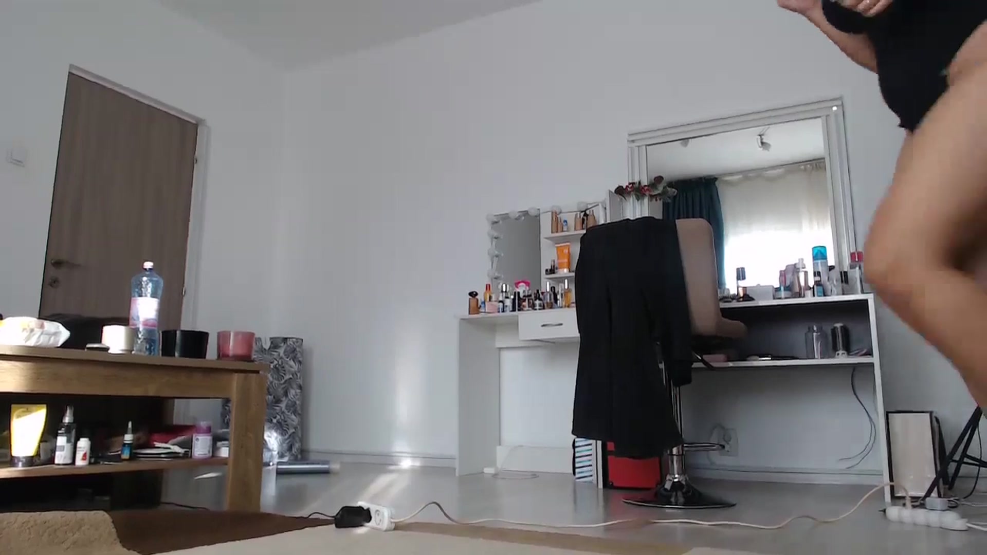 Gallery image thumbnail from BustyGeoXX's myfreecams stream on, 01/13/2025, 13:16 image 2 of 20