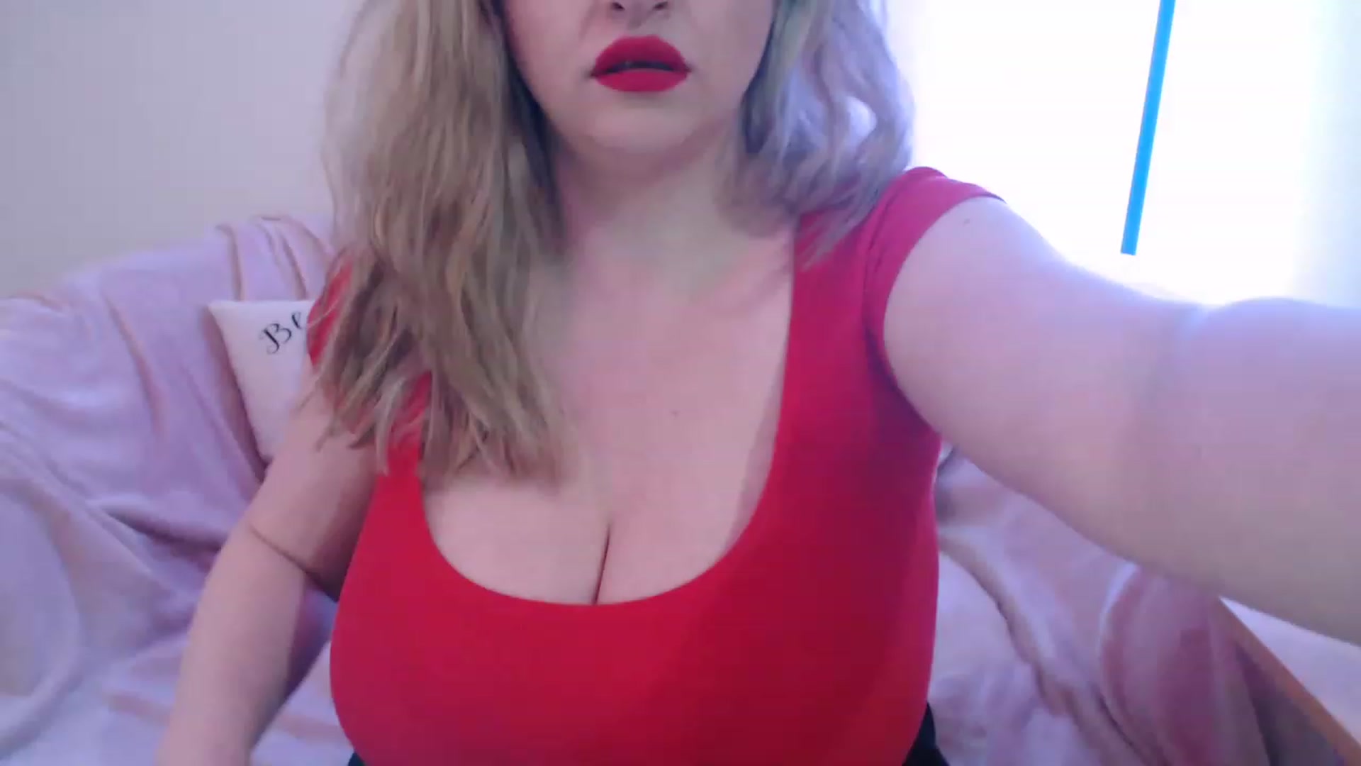 Gallery image thumbnail from BustyGirl00's myfreecams stream on, 04/12/2023, 14:07 image 9 of 20
