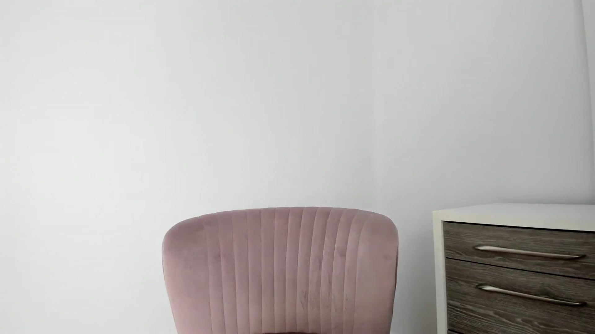 Gallery image thumbnail from BustyLeila's myfreecams stream on, 07/23/2024, 21:11 image 12 of 20