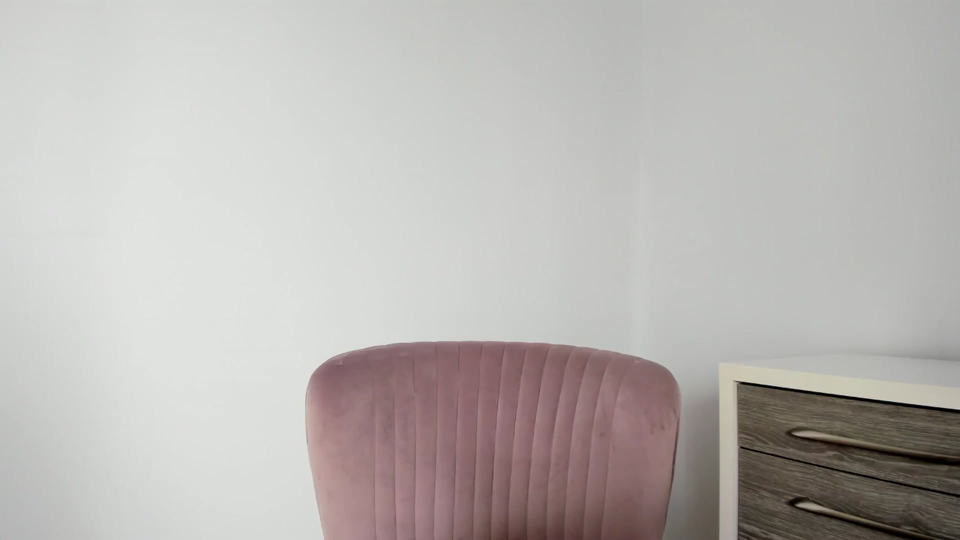 Gallery image thumbnail from BustyLeila's myfreecams stream on, 09/11/2024, 21:40 image 1 of 20
