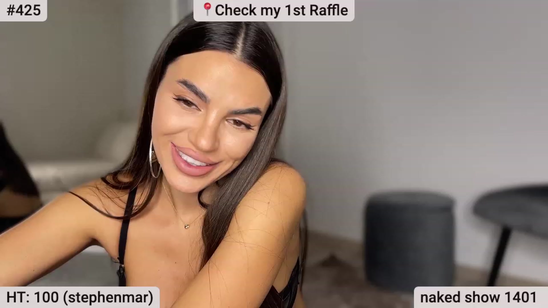 Gallery image thumbnail from BustyMiaaa's myfreecams stream on, 09/18/2023, 22:08 image 5 of 20