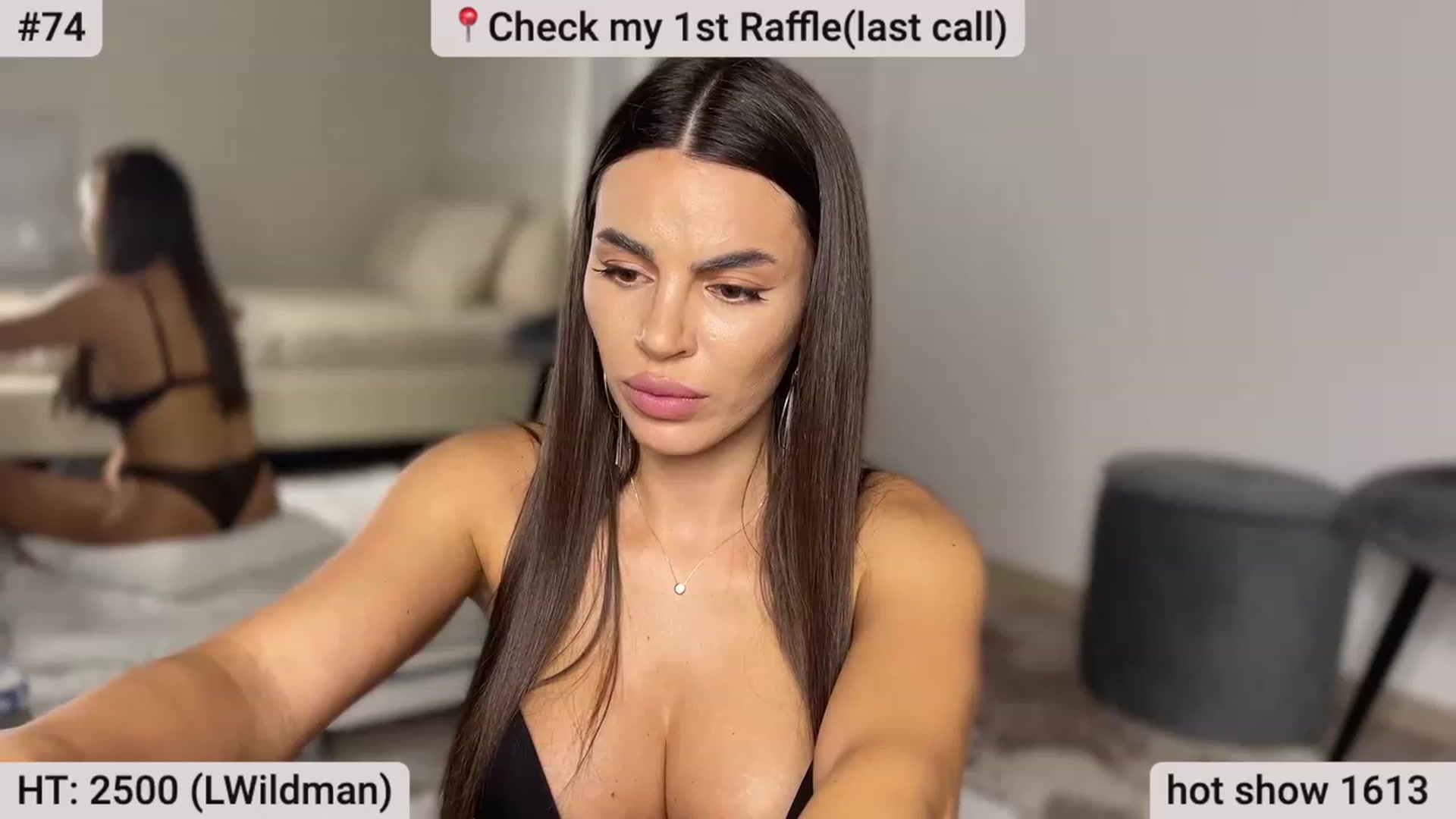 Gallery image thumbnail from BustyMiaaa's myfreecams stream on, 10/01/2023, 21:41 image 7 of 20