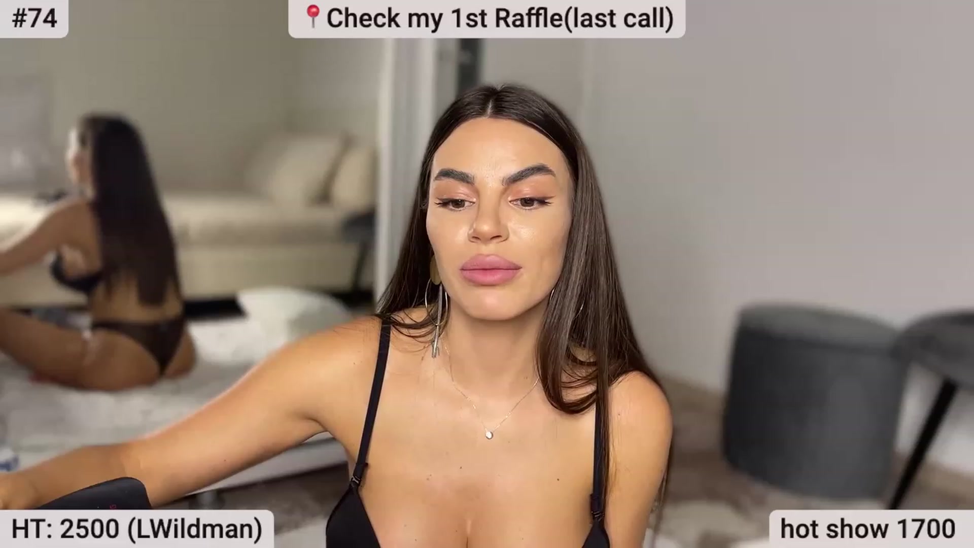 Gallery image thumbnail from BustyMiaaa's myfreecams stream on, 10/01/2023, 21:41 image 4 of 20