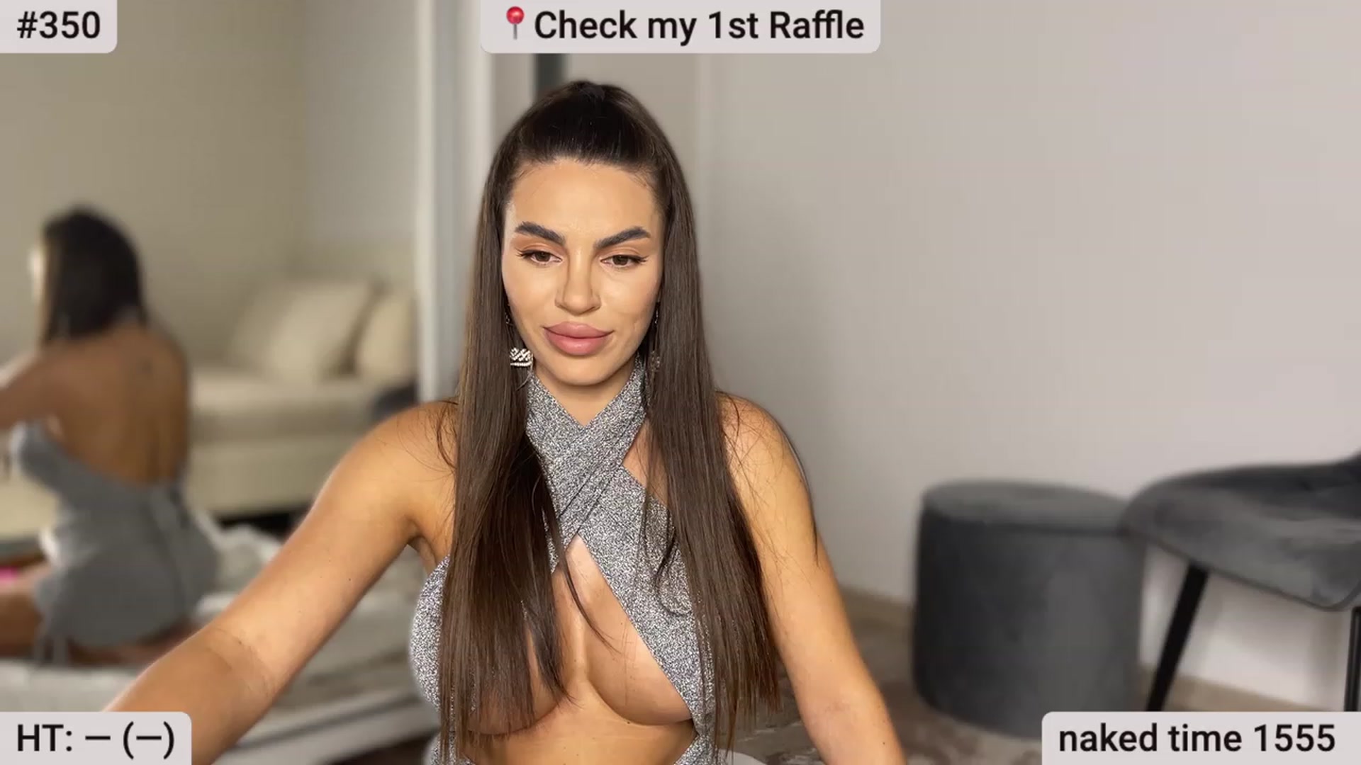 Gallery image thumbnail from BustyMiaaa's myfreecams stream on, 10/03/2023, 20:03 image 6 of 20