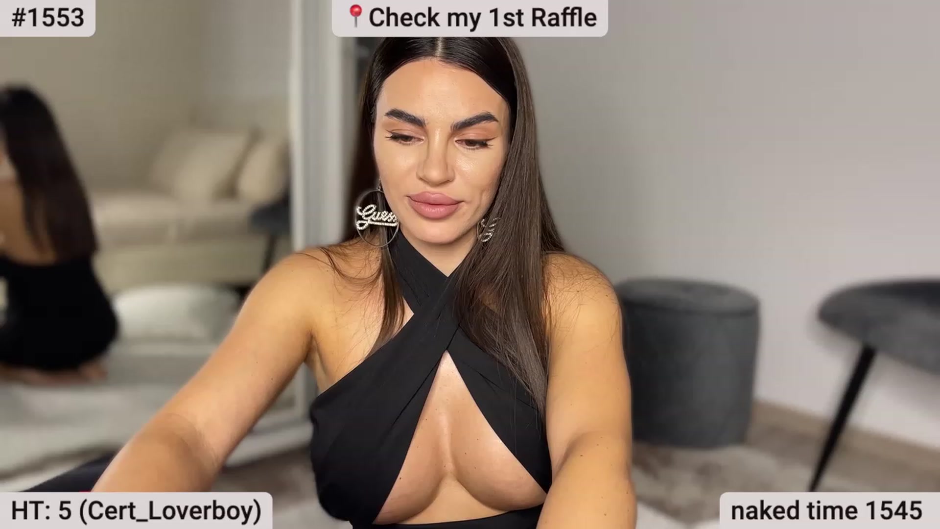 Gallery image thumbnail from BustyMiaaa's myfreecams stream on, 10/18/2023, 20:18 image 14 of 20