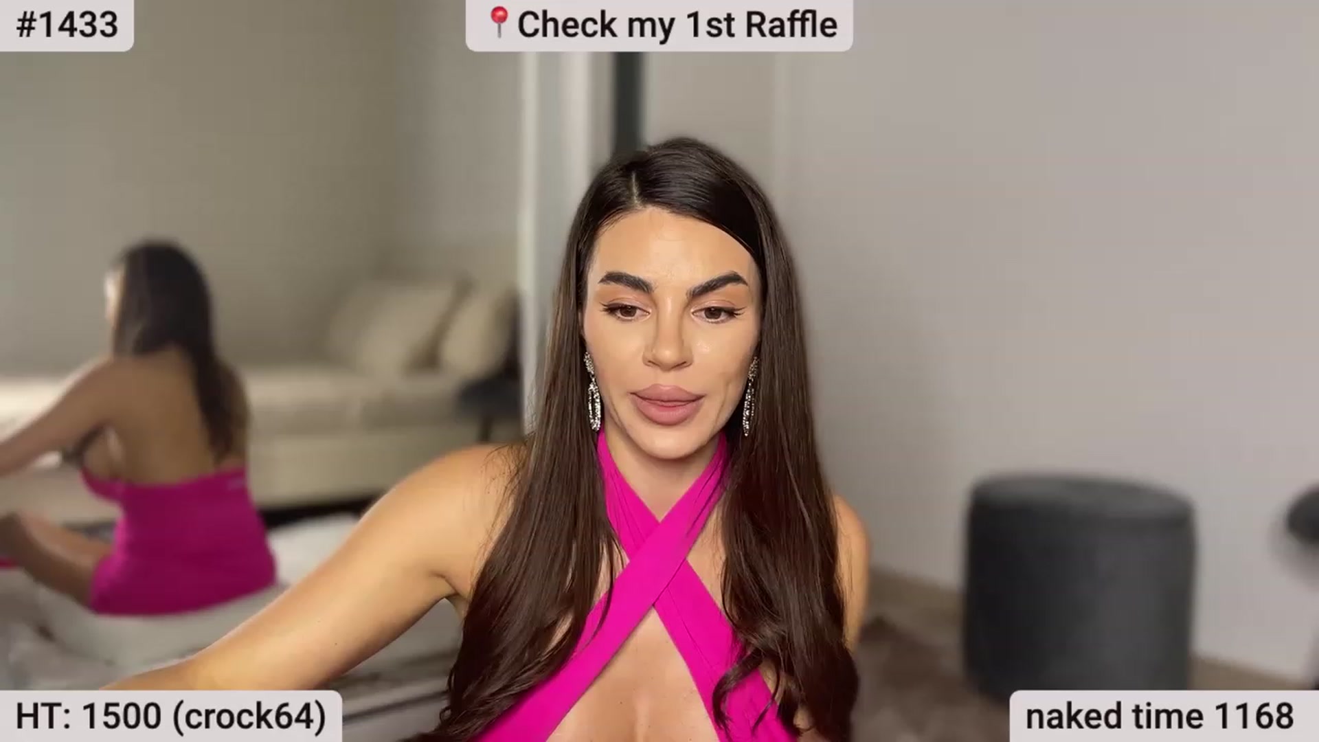 Gallery image thumbnail from BustyMiaaa's myfreecams stream on, 10/23/2023, 22:26 image 14 of 20