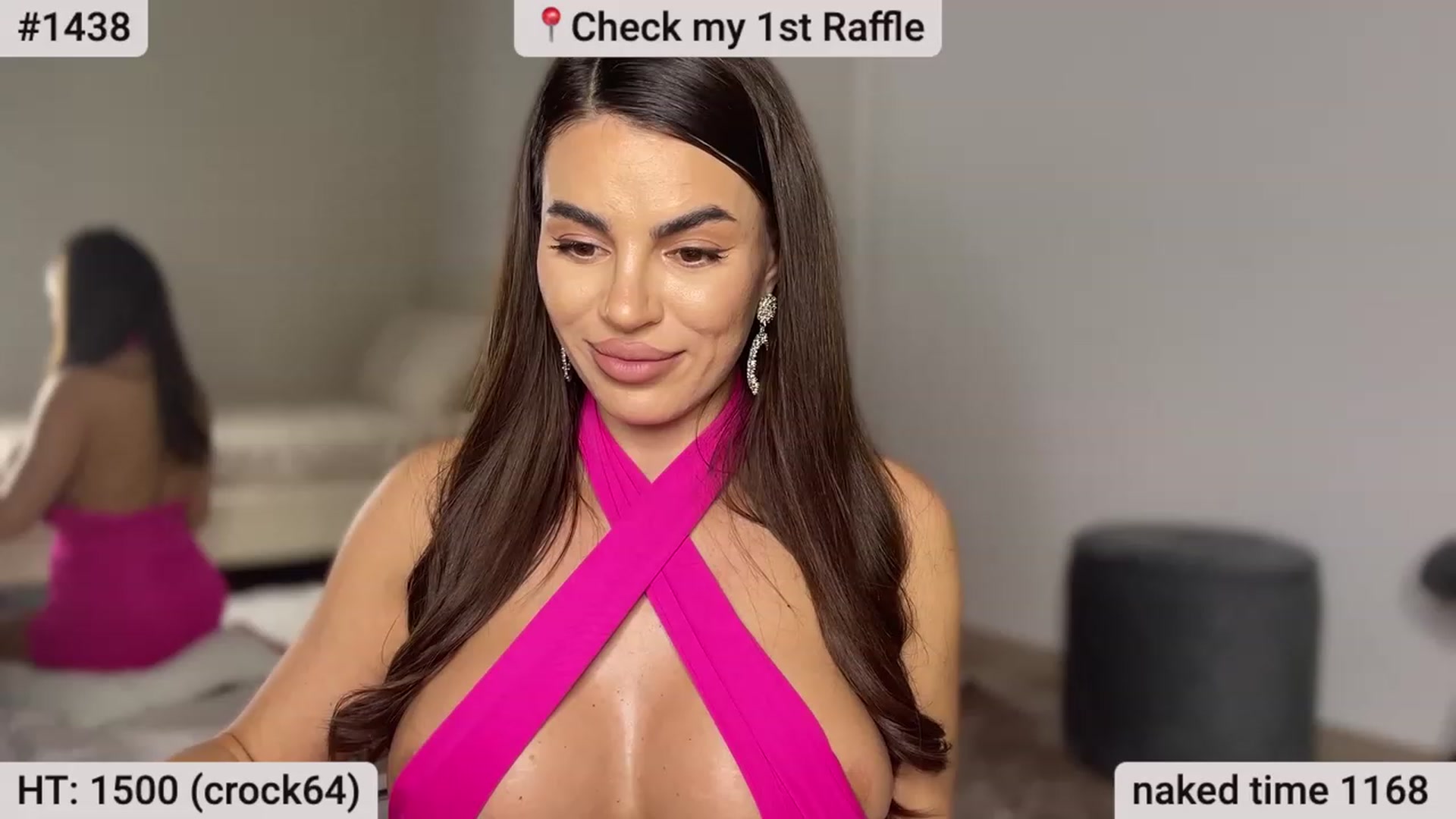 Gallery image thumbnail from BustyMiaaa's myfreecams stream on, 10/23/2023, 22:26 image 10 of 20