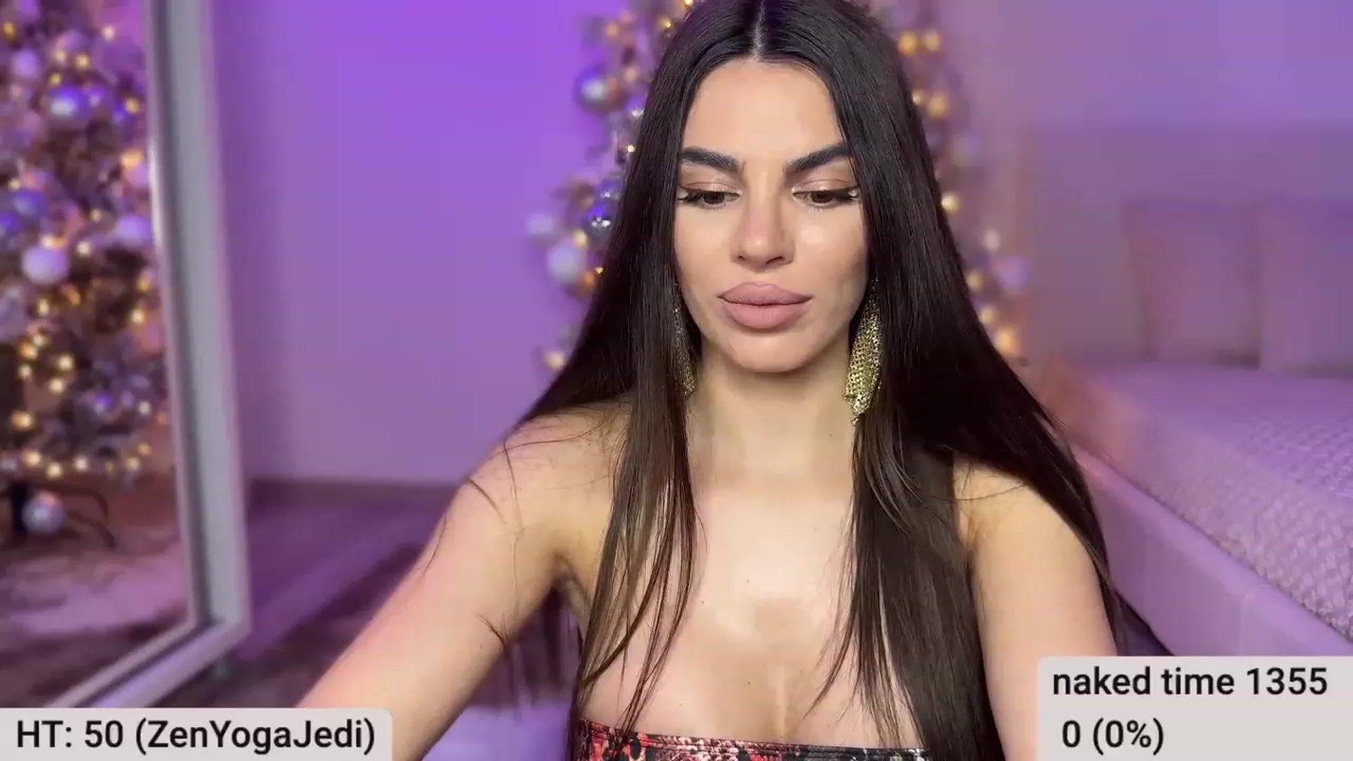 Gallery image thumbnail from BustyMiaaa's myfreecams stream on, 12/07/2023, 23:11 image 19 of 20