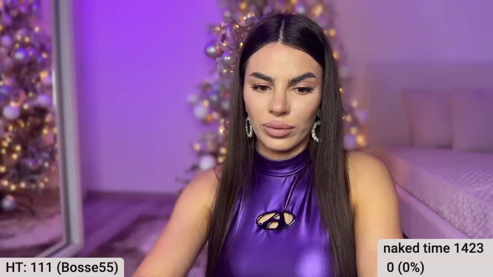Gallery image thumbnail from BustyMiaaa's myfreecams stream on, 12/08/2023, 23:25 image 7 of 20